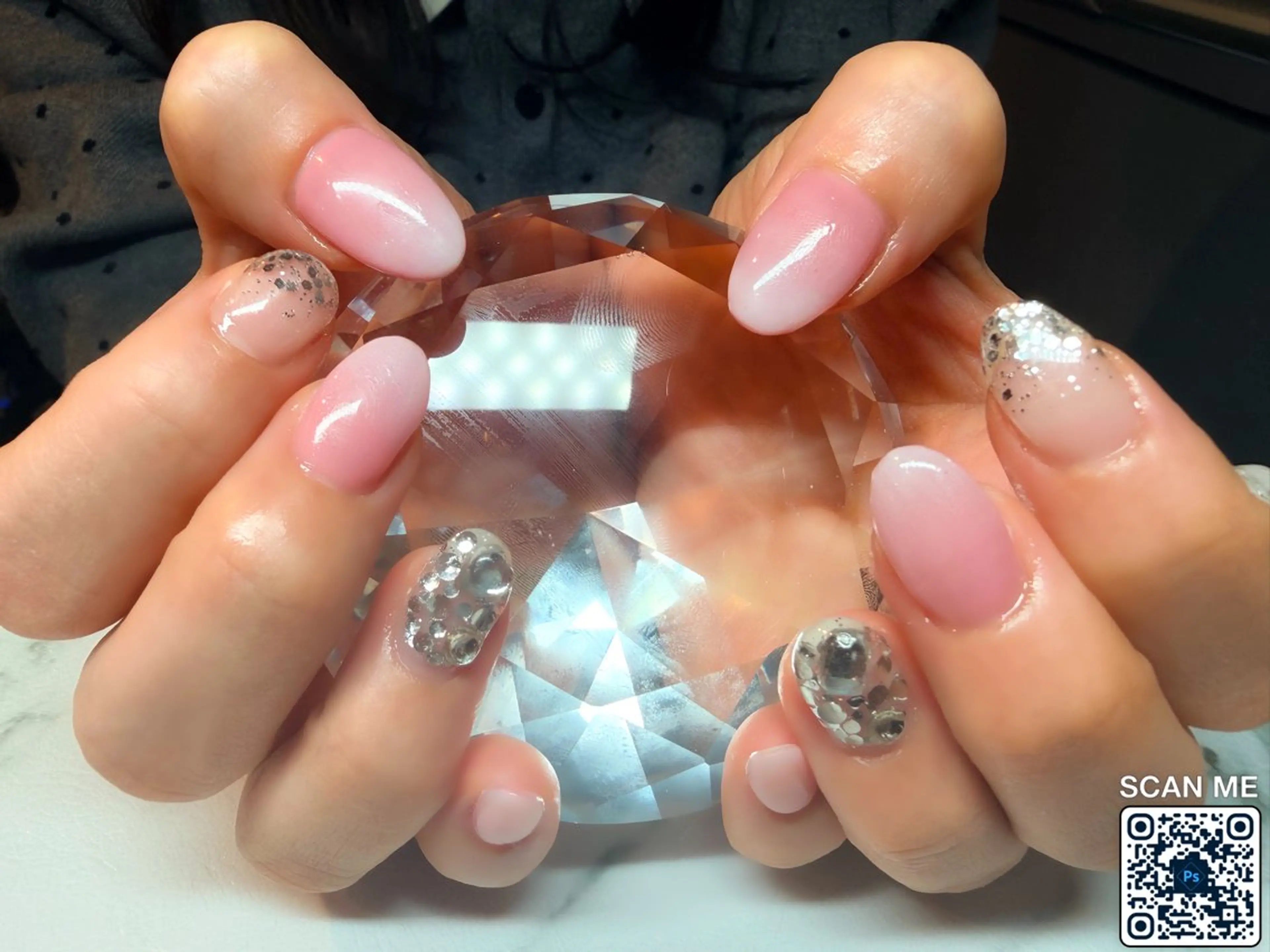 カラー ハンドネイル 奥野 麗花のネイルデザイン