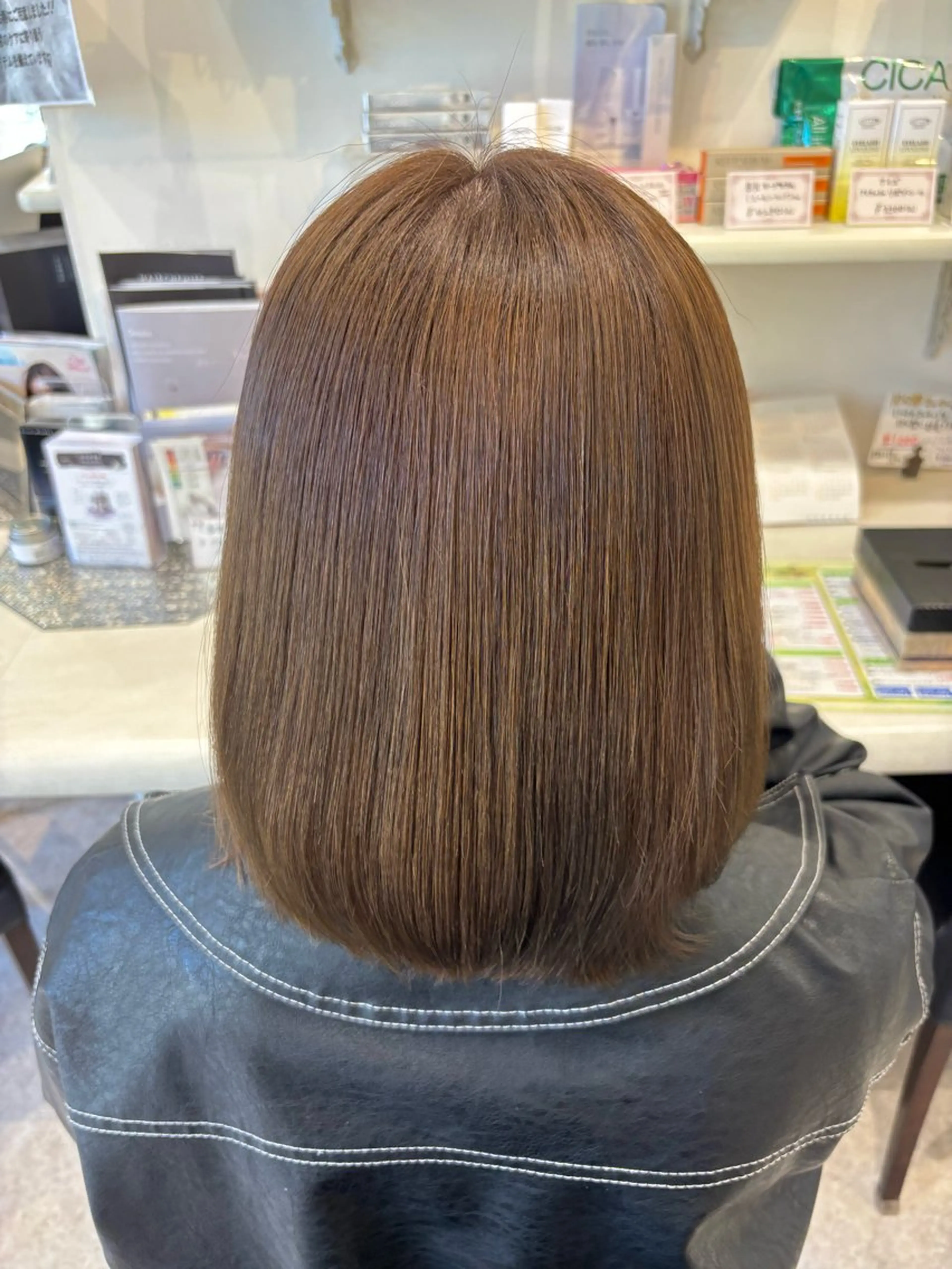 ミディアム カラー ヘアカラー Queen's gate 昭和palace所属・志村 梨帆のマツエク・マツパデザイン