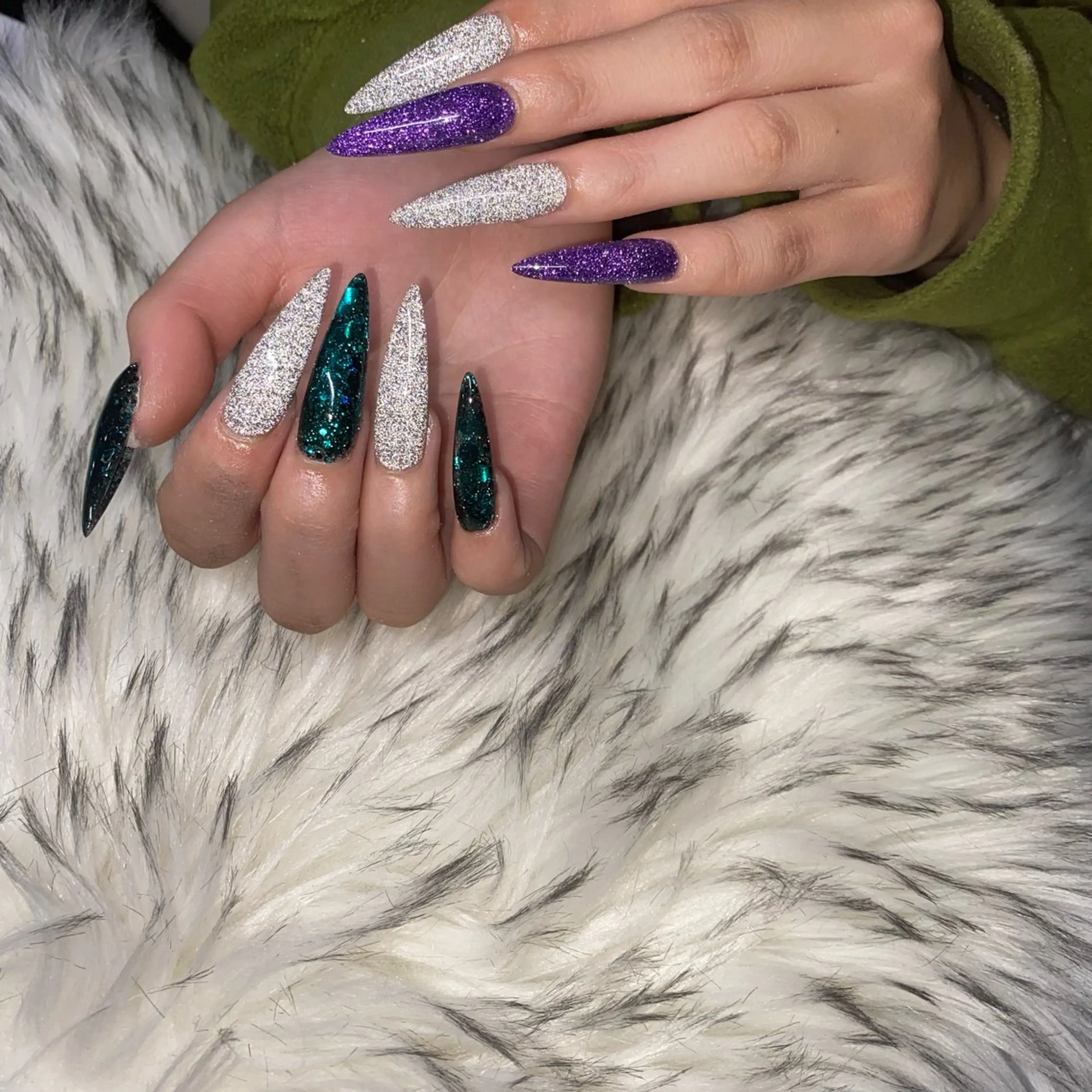 ネイル ハンドネイル la vie  Luire所属・la vie Luire ｱｽｶのネイルデザイン