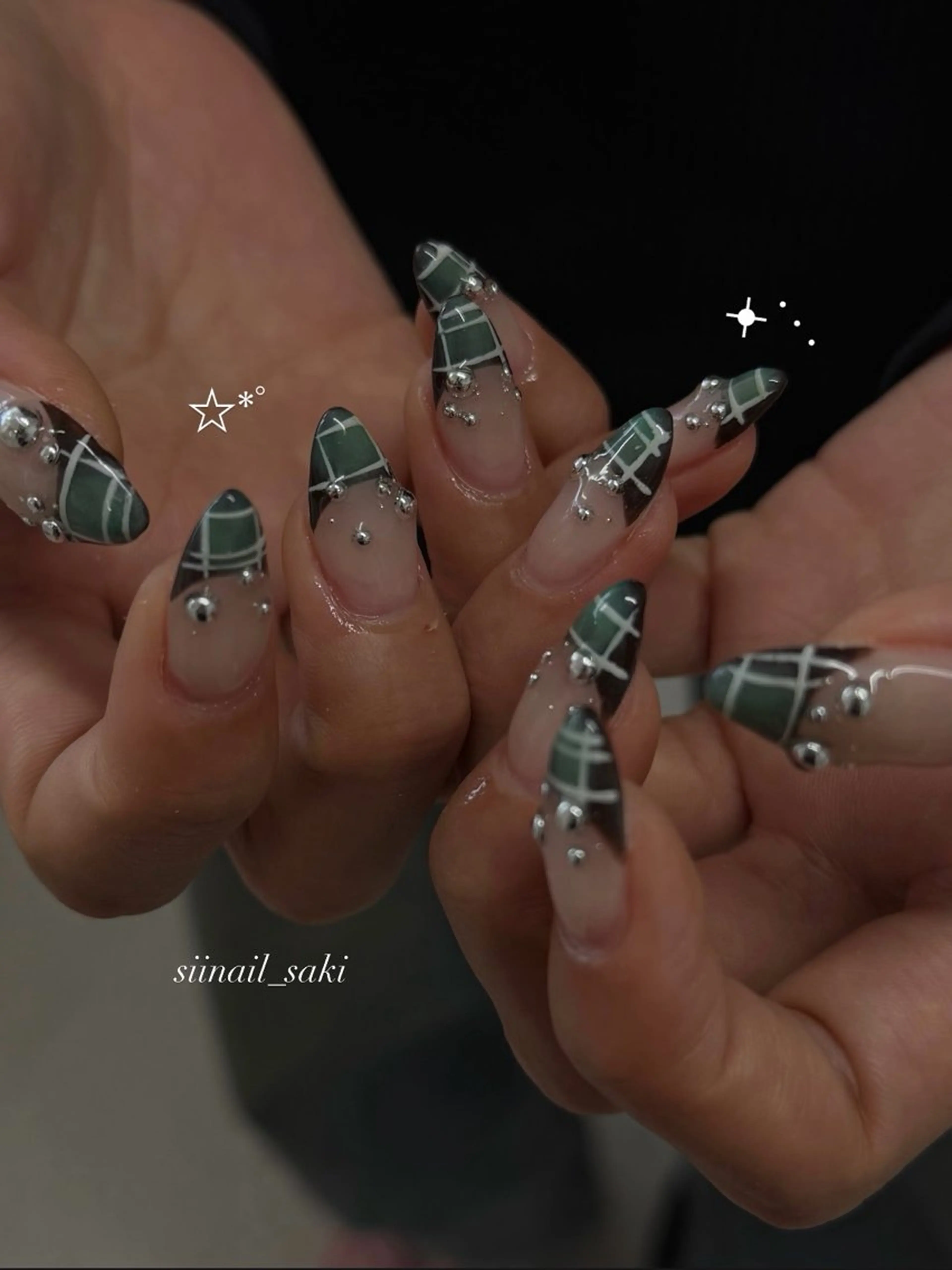 ネイル Sii nail 🤍SAKIのネイルデザイン