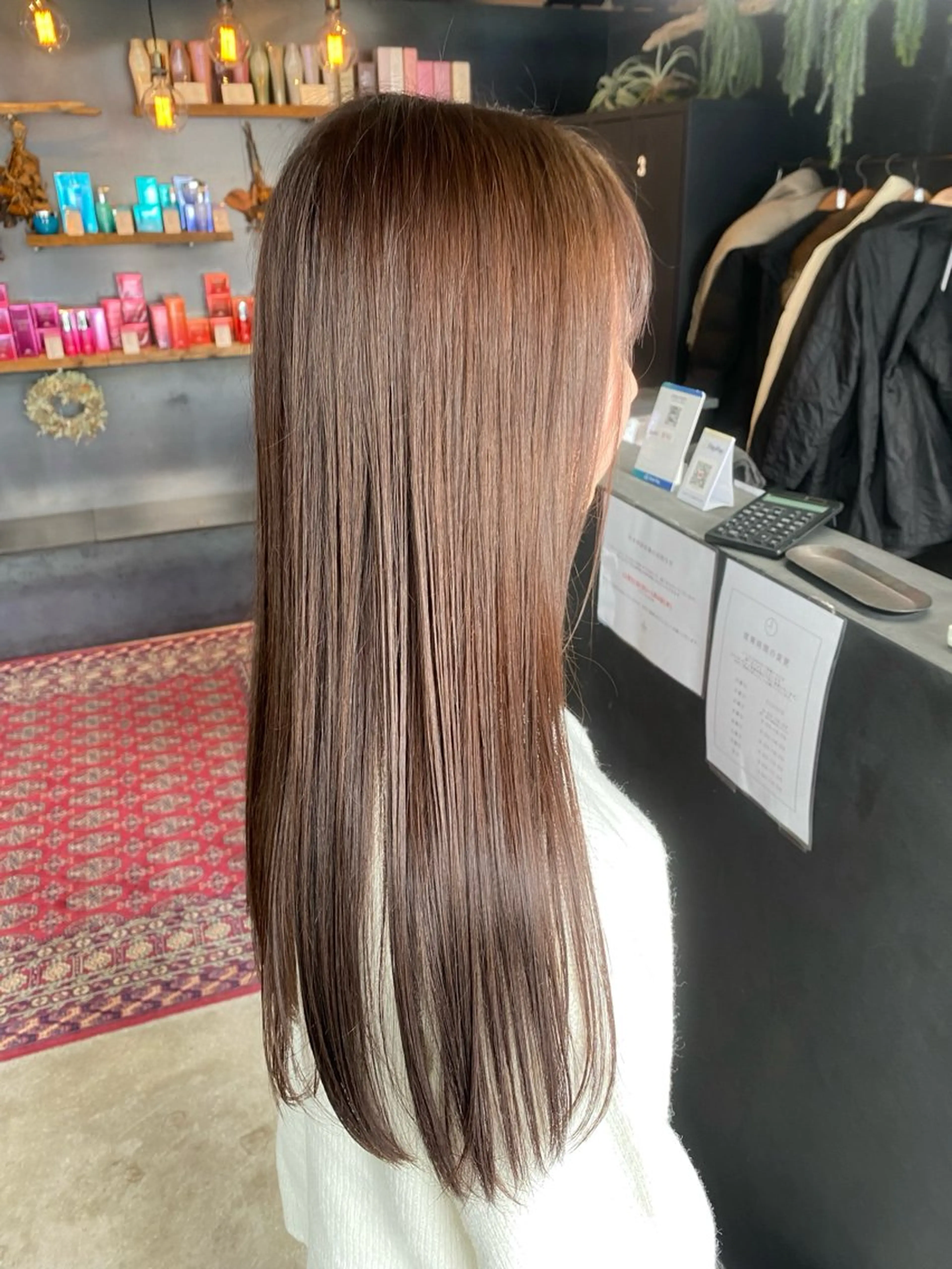 ロング カラー 透明感カラー イルミナカラー 髪質改善 トリートメント Linda　Hiro所属・坂下 麻梨奈のヘアスタイル