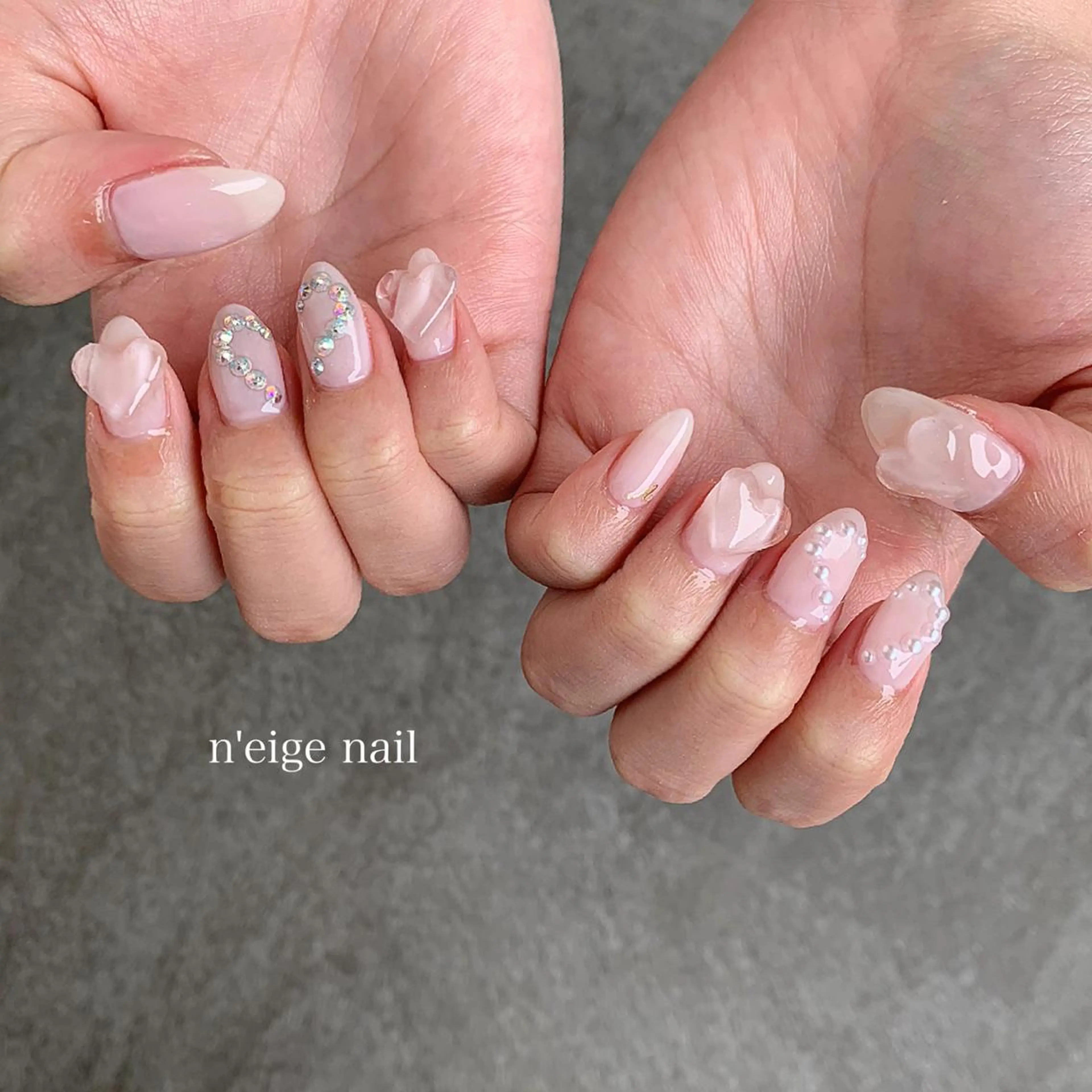 ネイル アートネイル ハート キラキラネイル ニュアンスネイル 夏ネイル n'eige nail所属・大谷 綾香のネイルデザイン