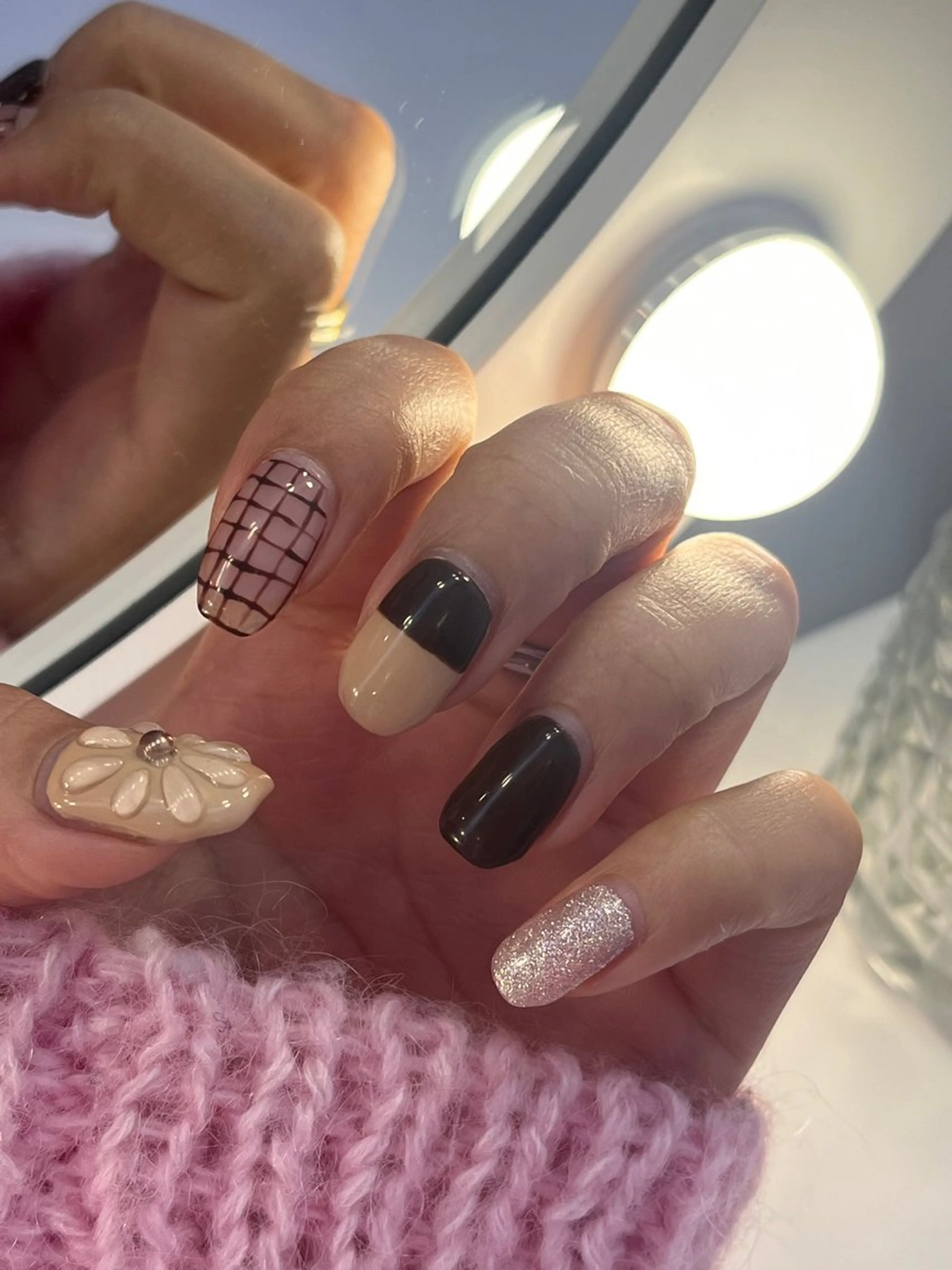 ネイル ブラウン 持ち込み ニュアンスネイル Dione 尼崎店所属・〜mana〜 natsukoのネイルデザイン