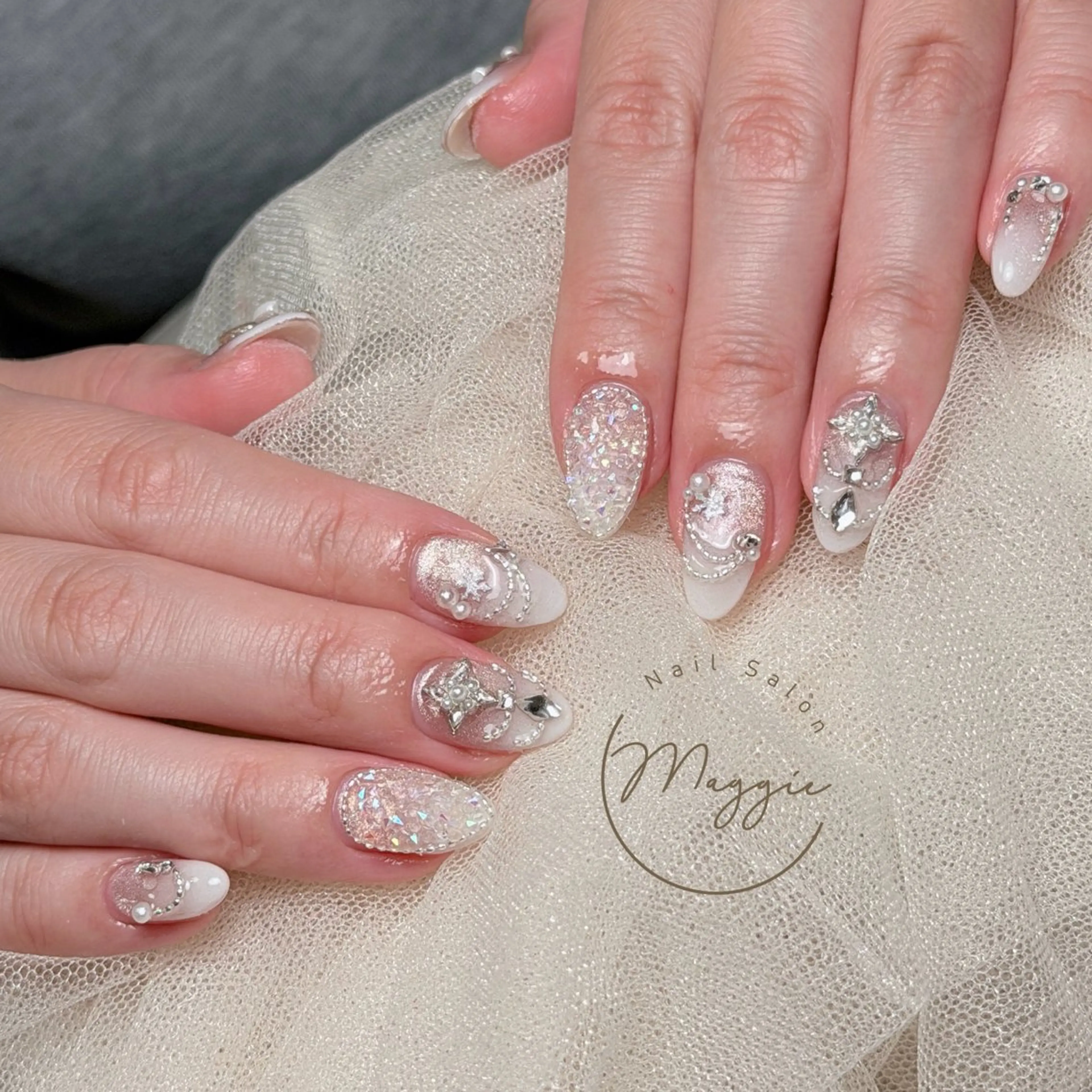 ネイル Maggie Nail🦩のネイルデザイン