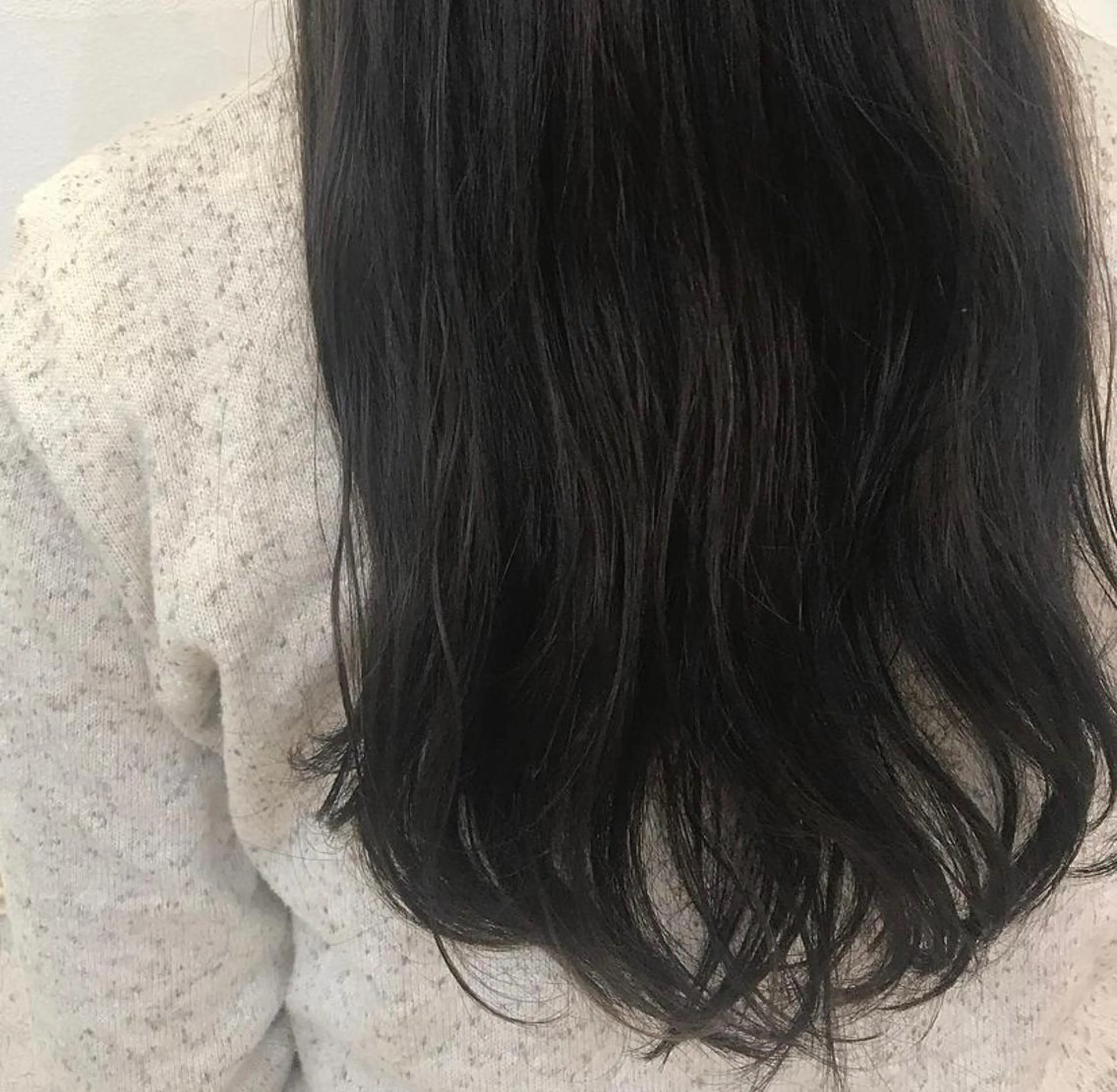 ロング カラー パーマ ヘアアレンジ 厚地 伽寧のヘアスタイル