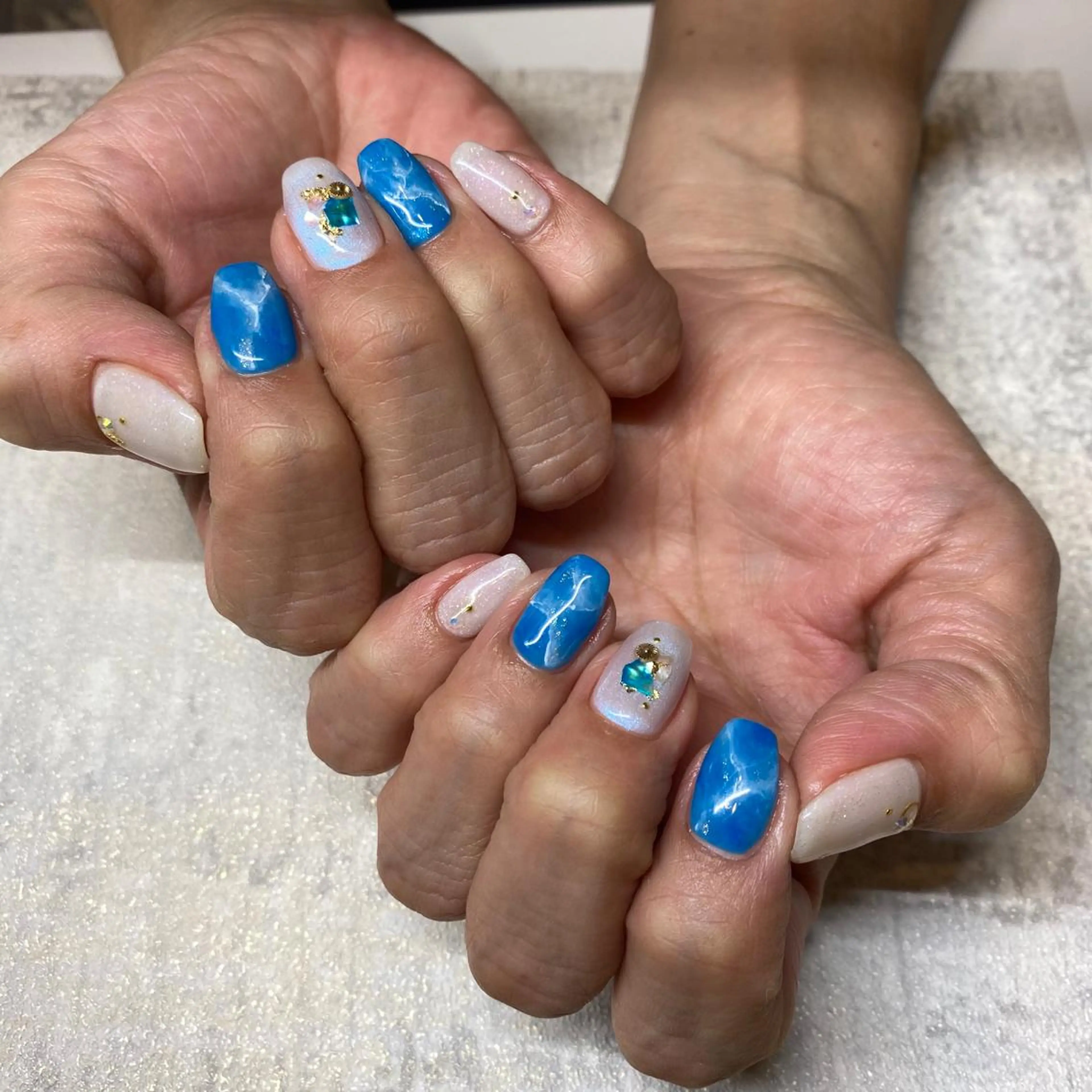 ネイル ハンドネイル NORA nail UMEDAのネイルデザイン