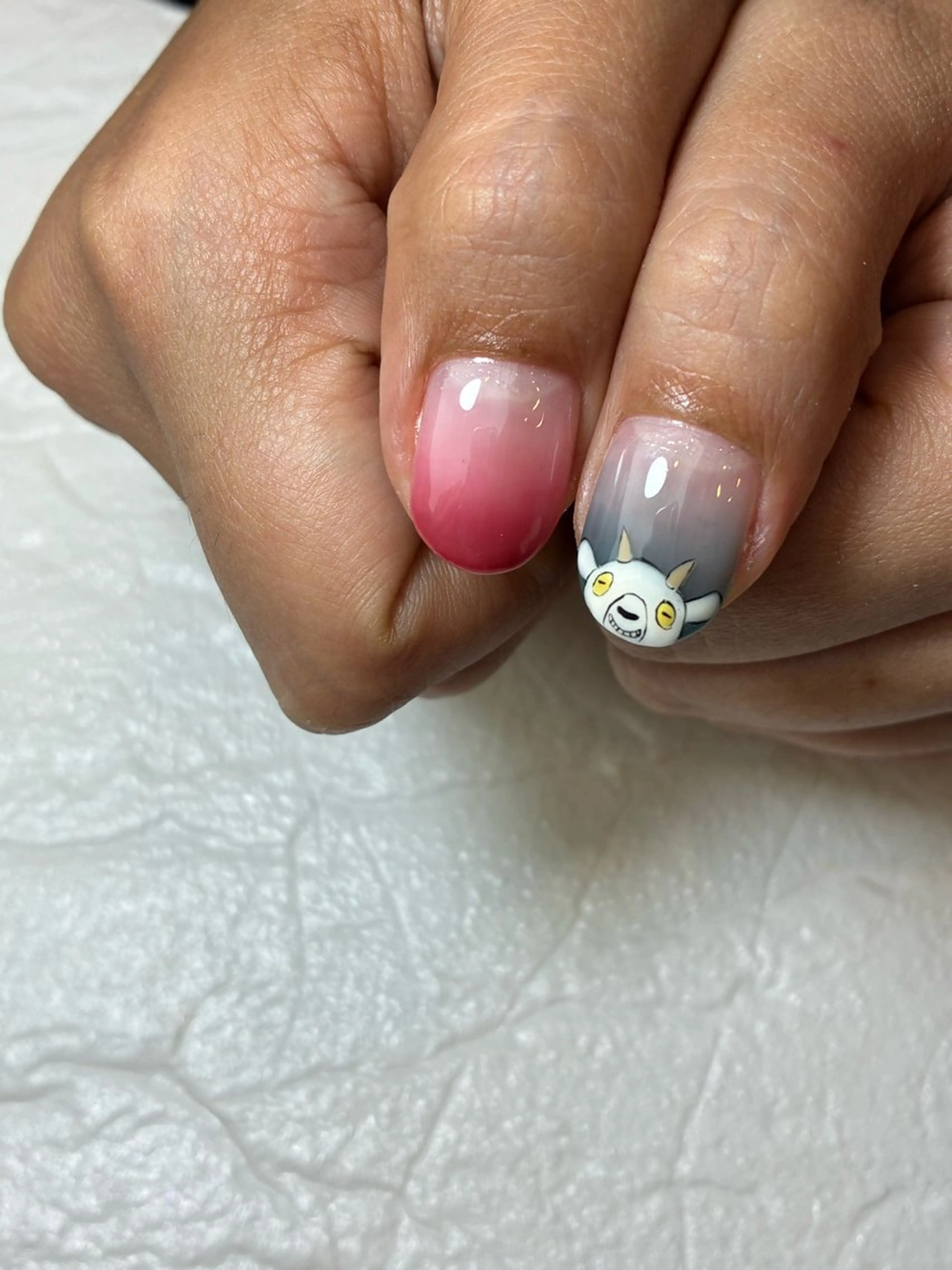 ネイル アートネイル アトリエみかん所属・MIKA 🍊のネイルデザイン