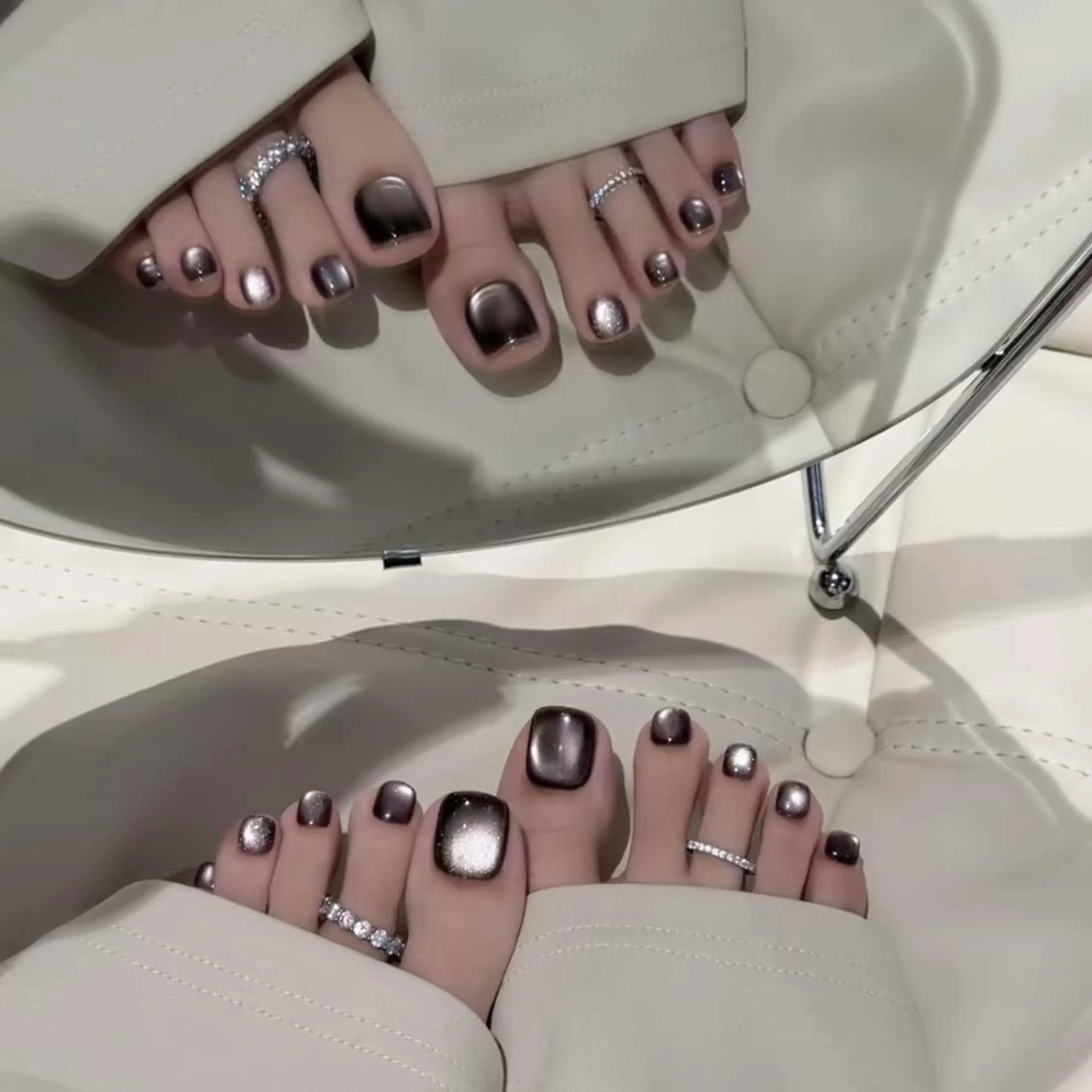 ネイル フットネイル 🦋momo 🦋のネイルデザイン