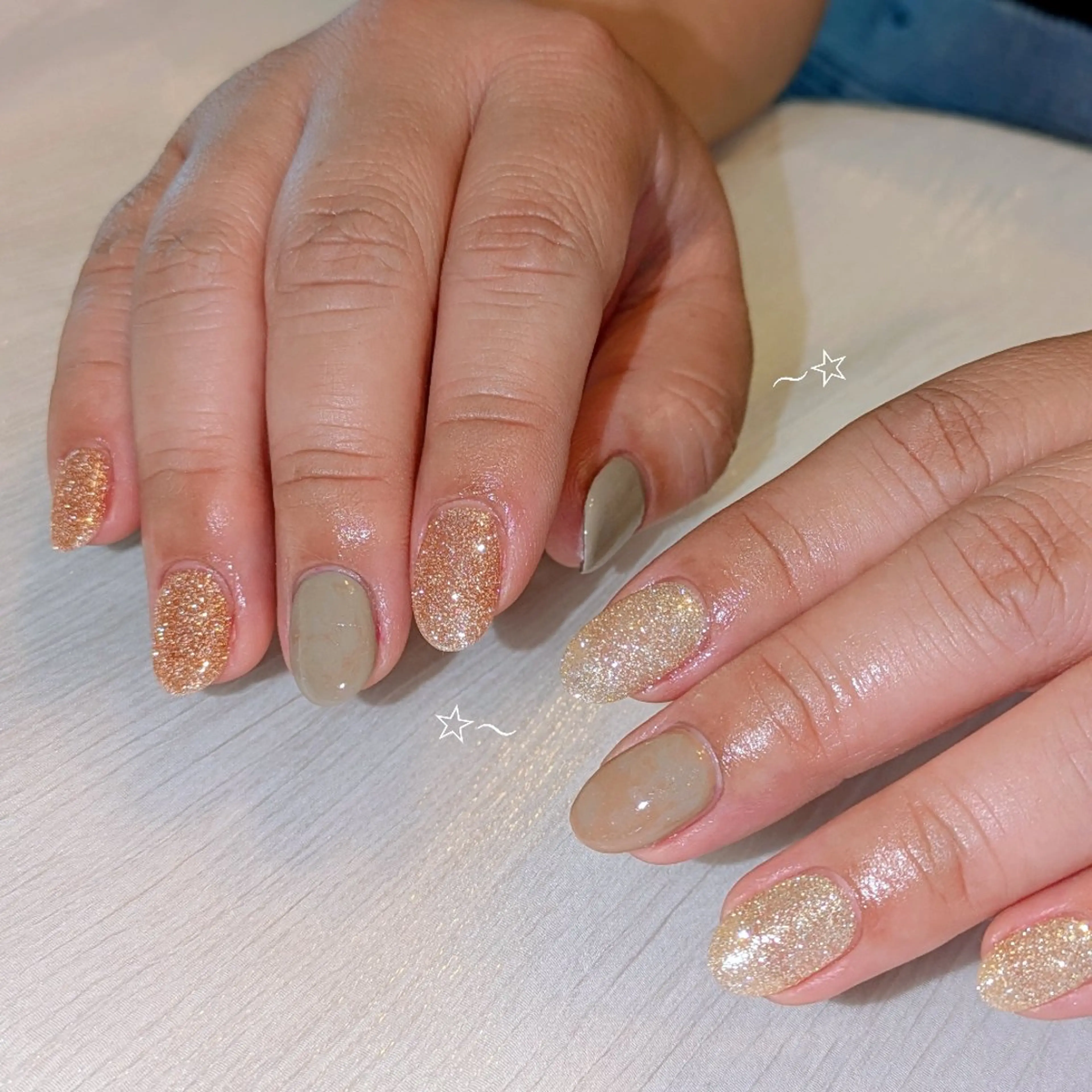 ネイル フラッシュネイル キラキラネイル Nailsalon Ka pilina所属・Ka pilina MOMOのネイルデザイン