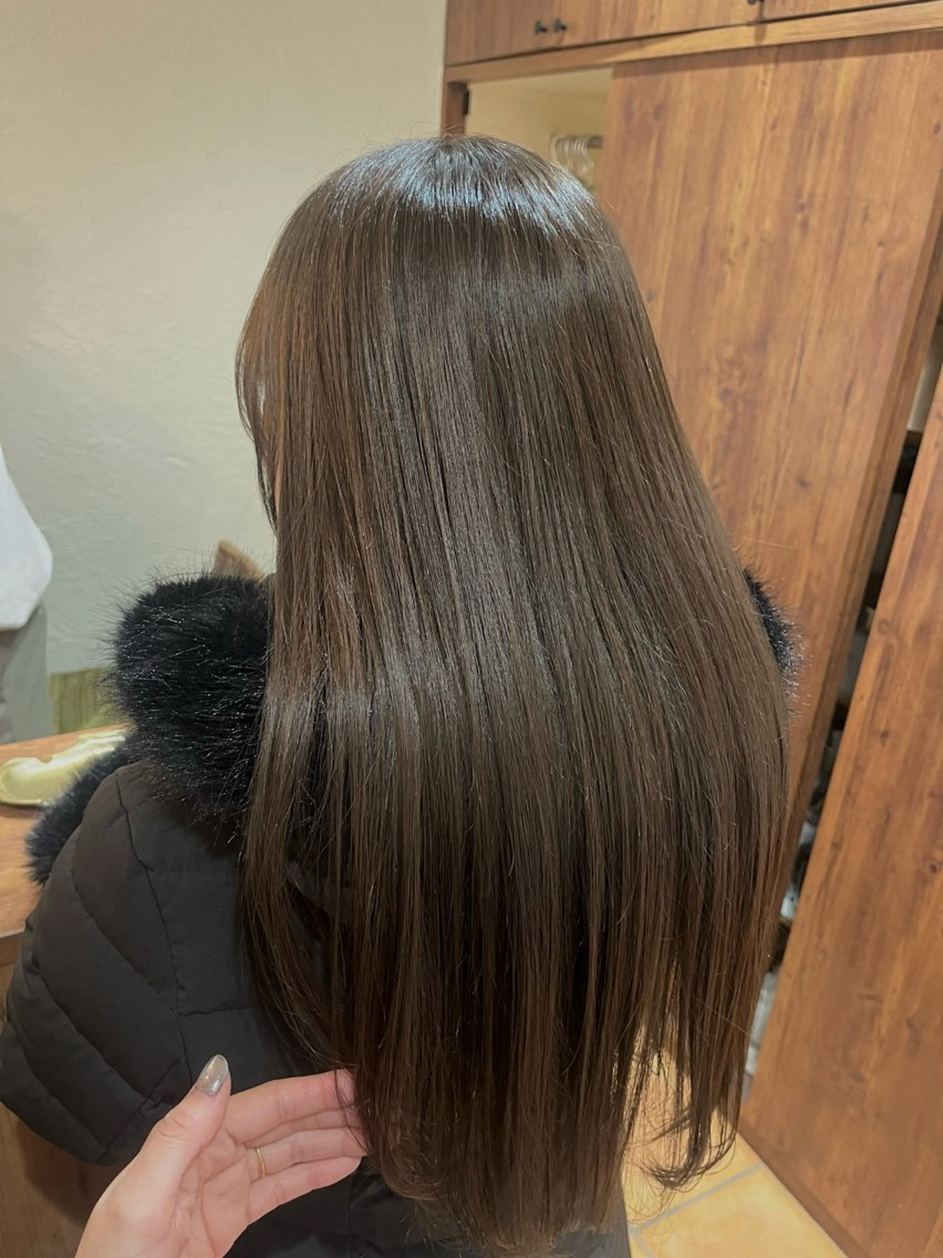 ロング カラー ベージュカラー オリーブベージュ オリーブカラー カット ヘアカラー トリートメント aruJisu所属・細谷 麗々 / モデル募集中🌹のヘアスタイル