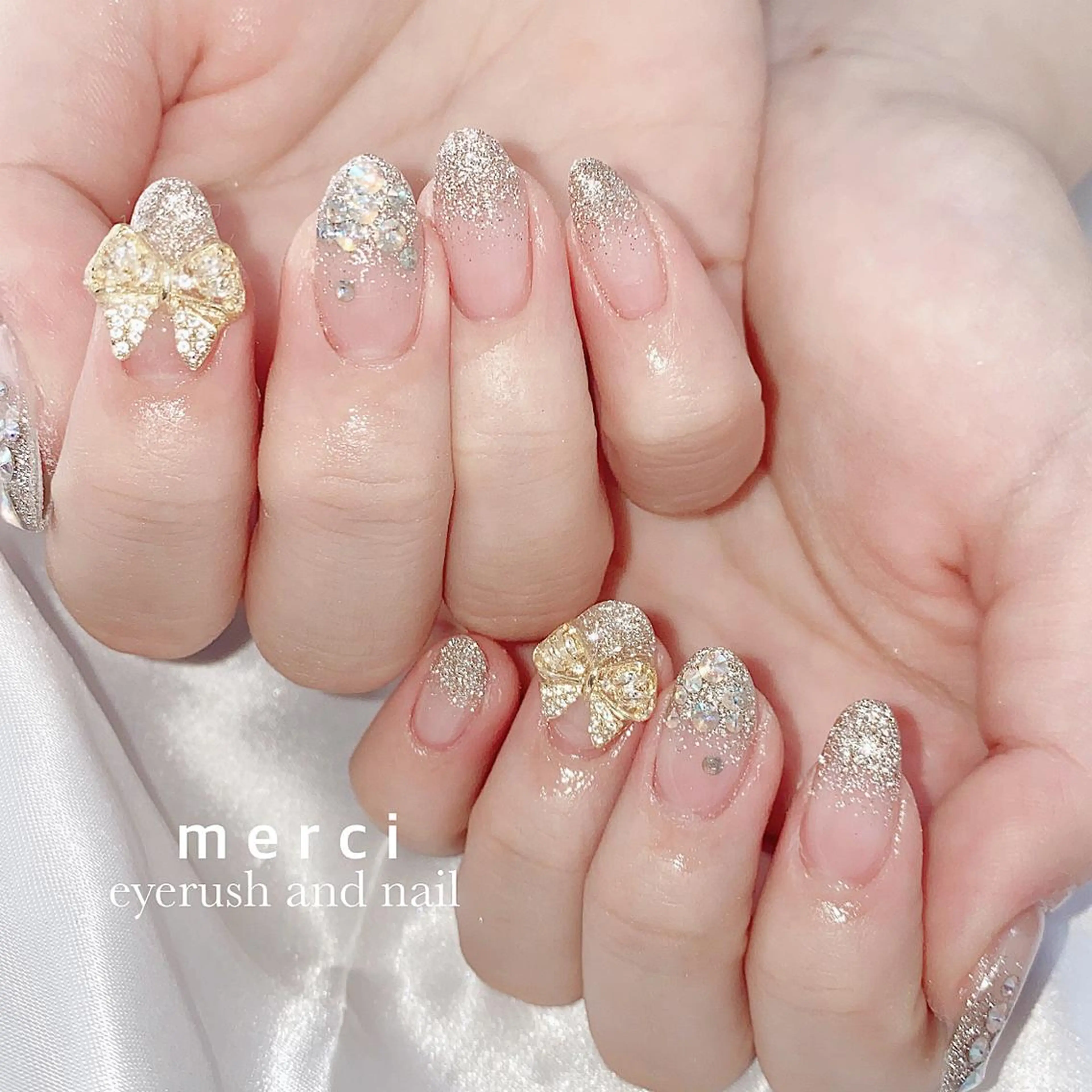 ネイル クリアネイル フラッシュネイル フレンチネイル 韓国ネイル マグネットネイル merci nail所属・merci nailのネイルデザイン