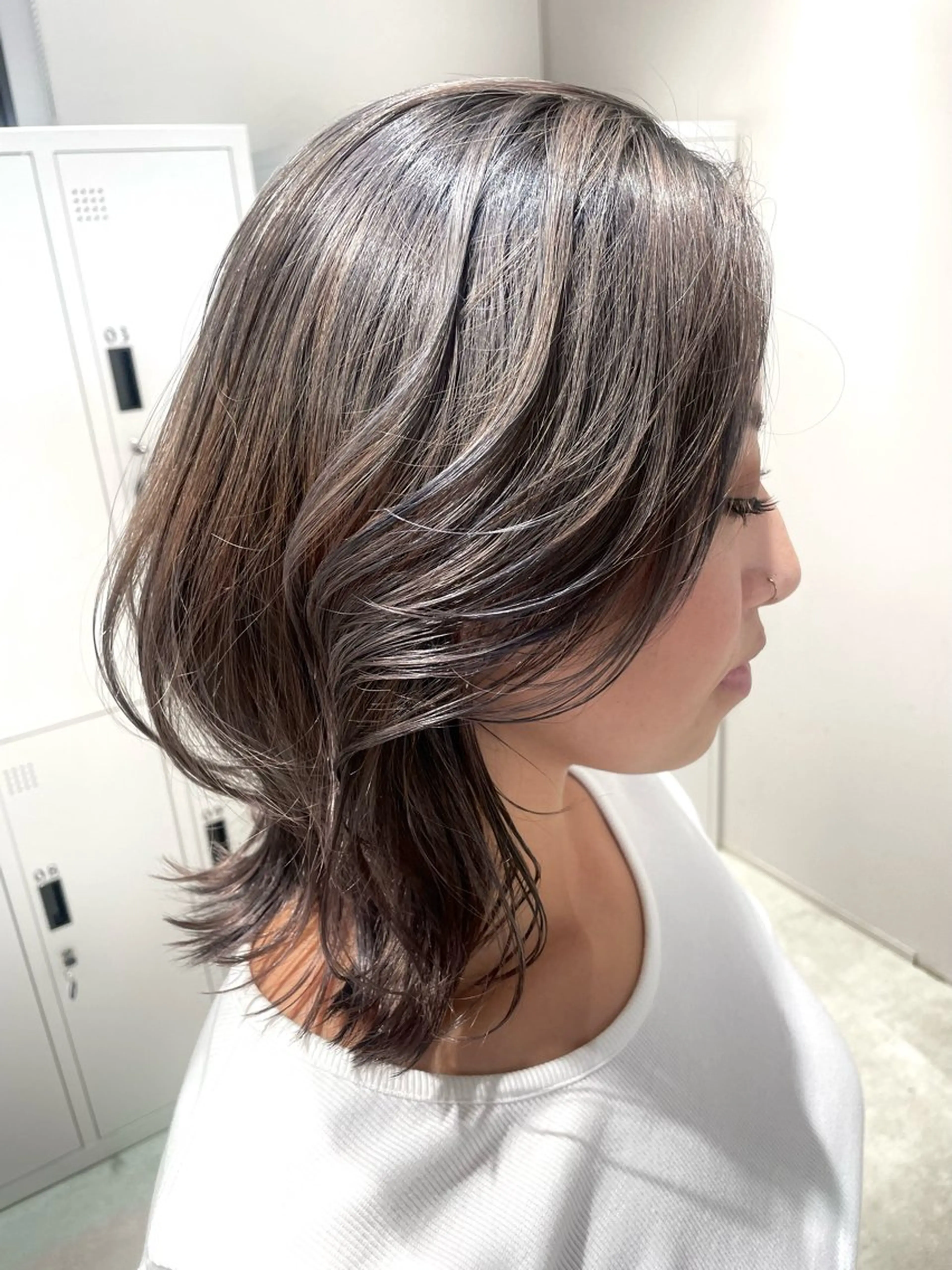 ミディアム カラー ダブルカラー グレージュ レイヤーカット トリートメント カット ヘアカラー トリートメント 透明感カラー✨艶髪 制作🌱山根あゆみのヘアスタイル