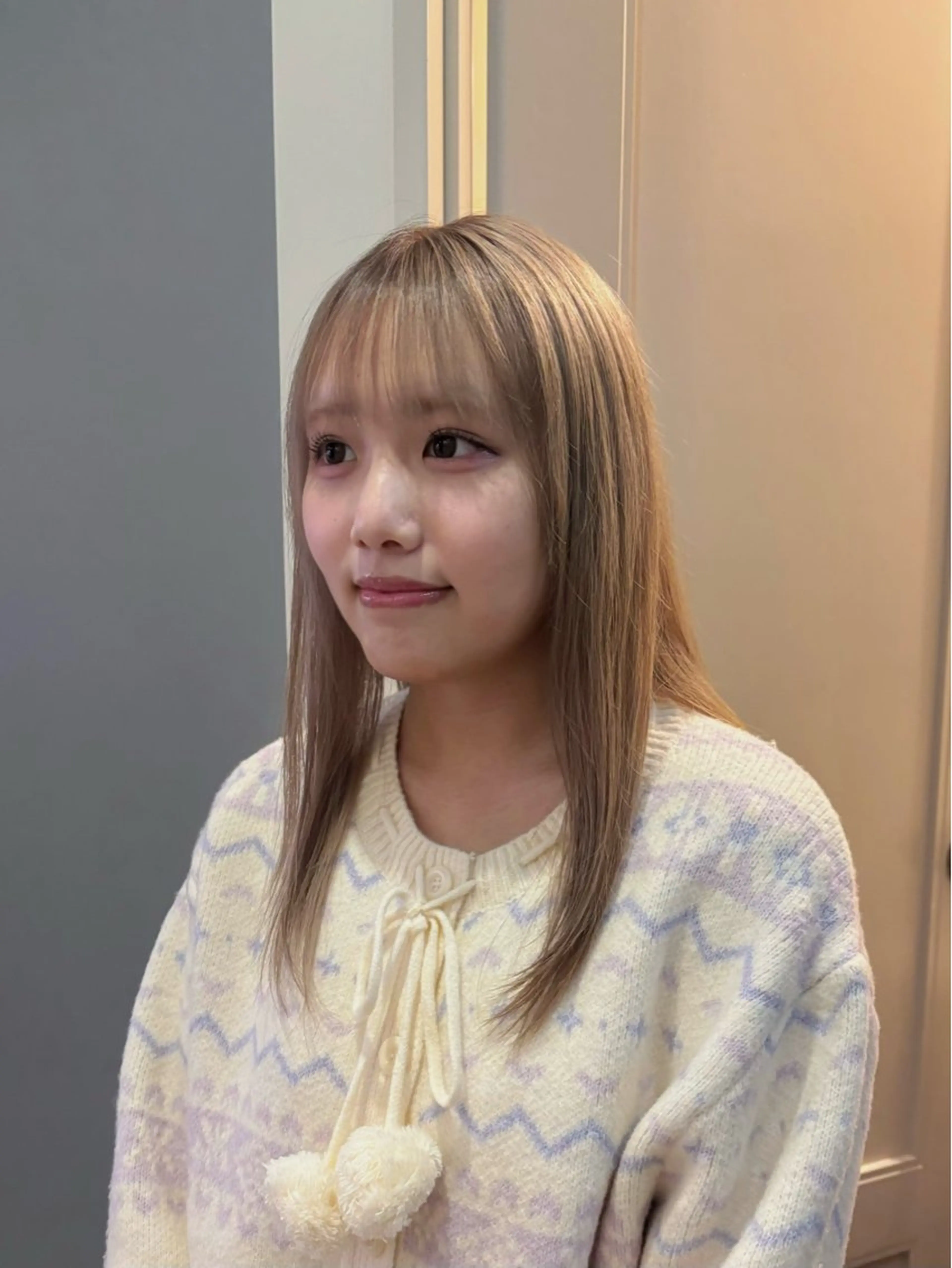 カラー ベージュカラー ミルクティーベージュ ヘアカラー カラーモデル 🪐Sena⭐️のヘアスタイル