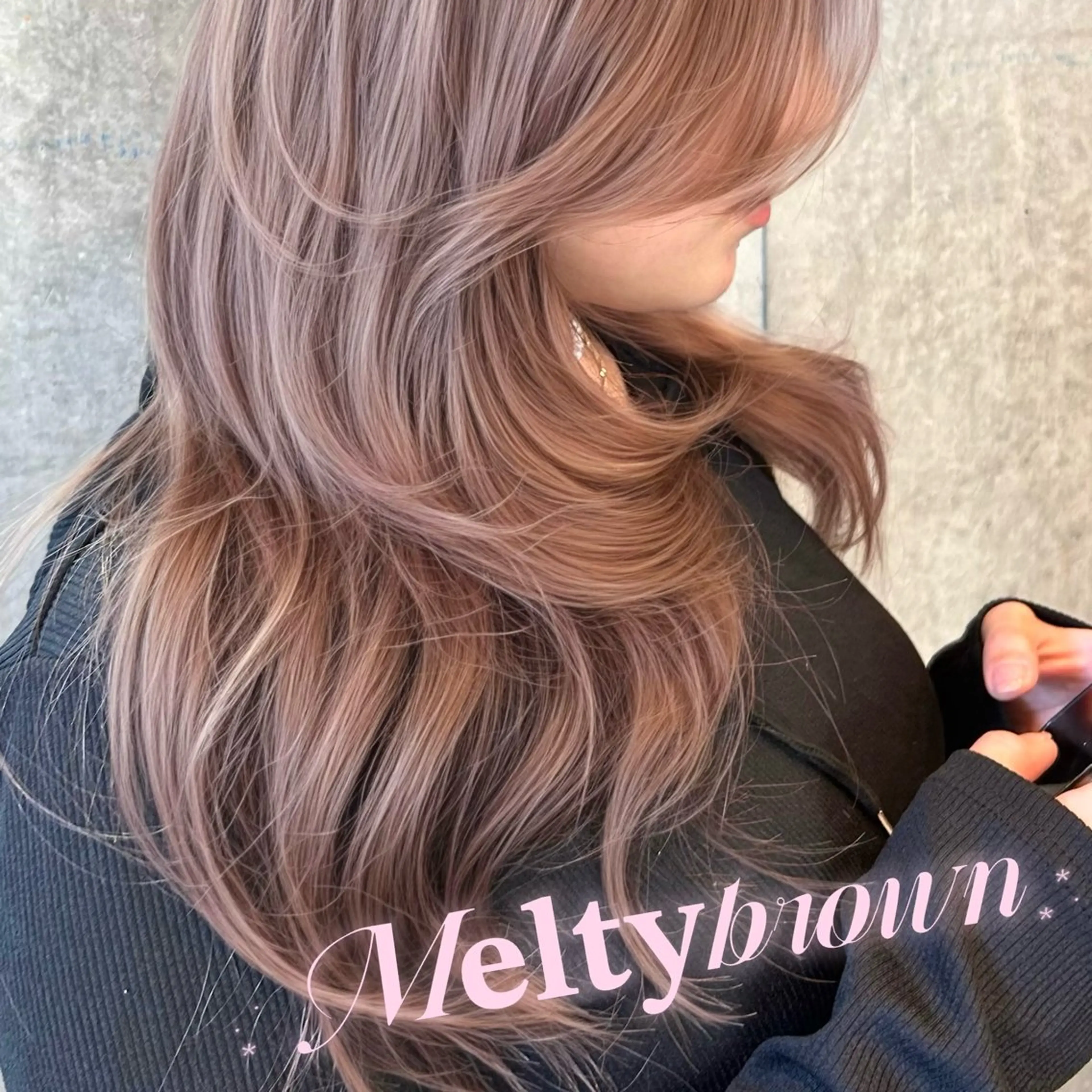 セミロング カラー ✝️🖤 MOMOKI🖤✝️のヘアスタイル