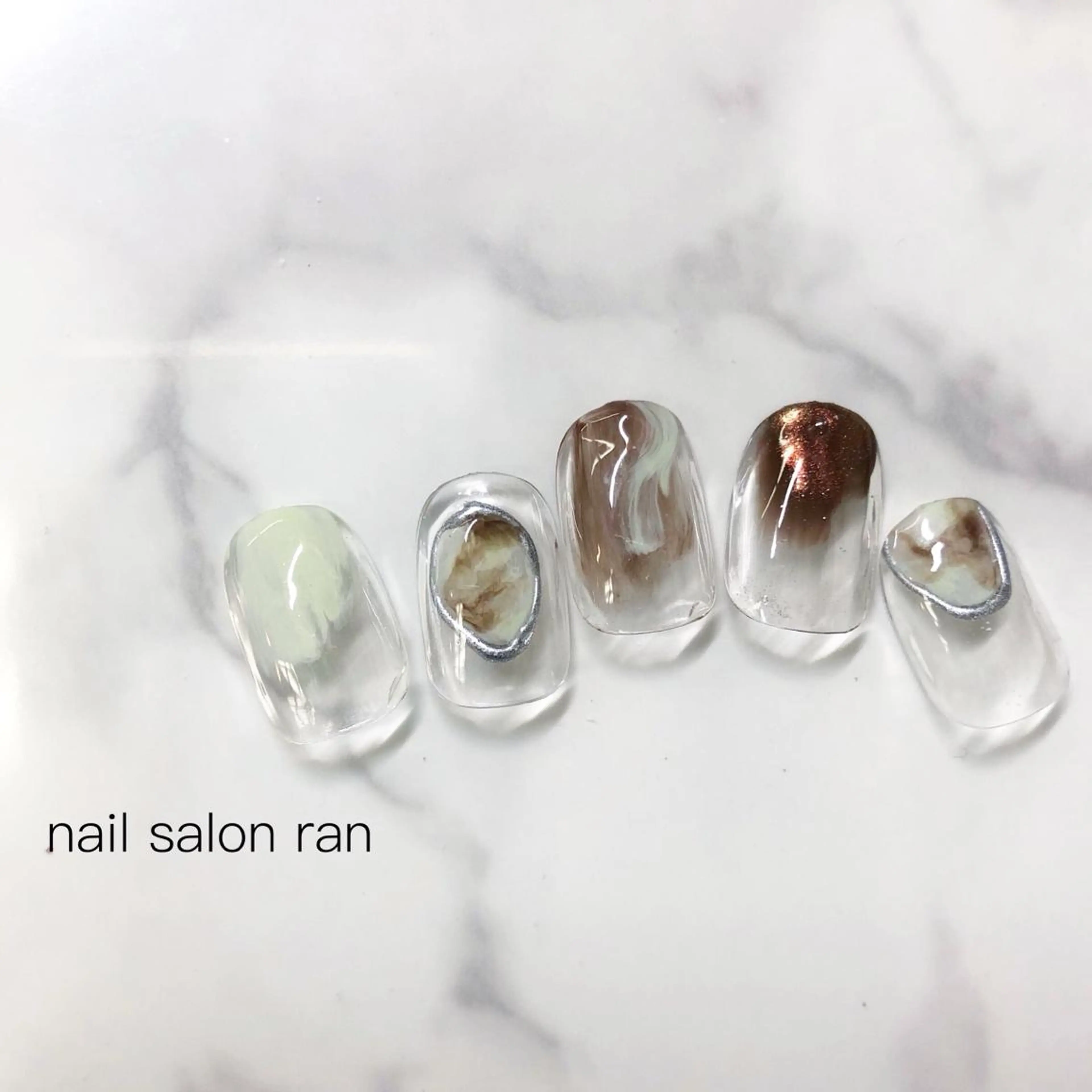 ネイル ニュアンスネイル nailsalon ranのネイルデザイン