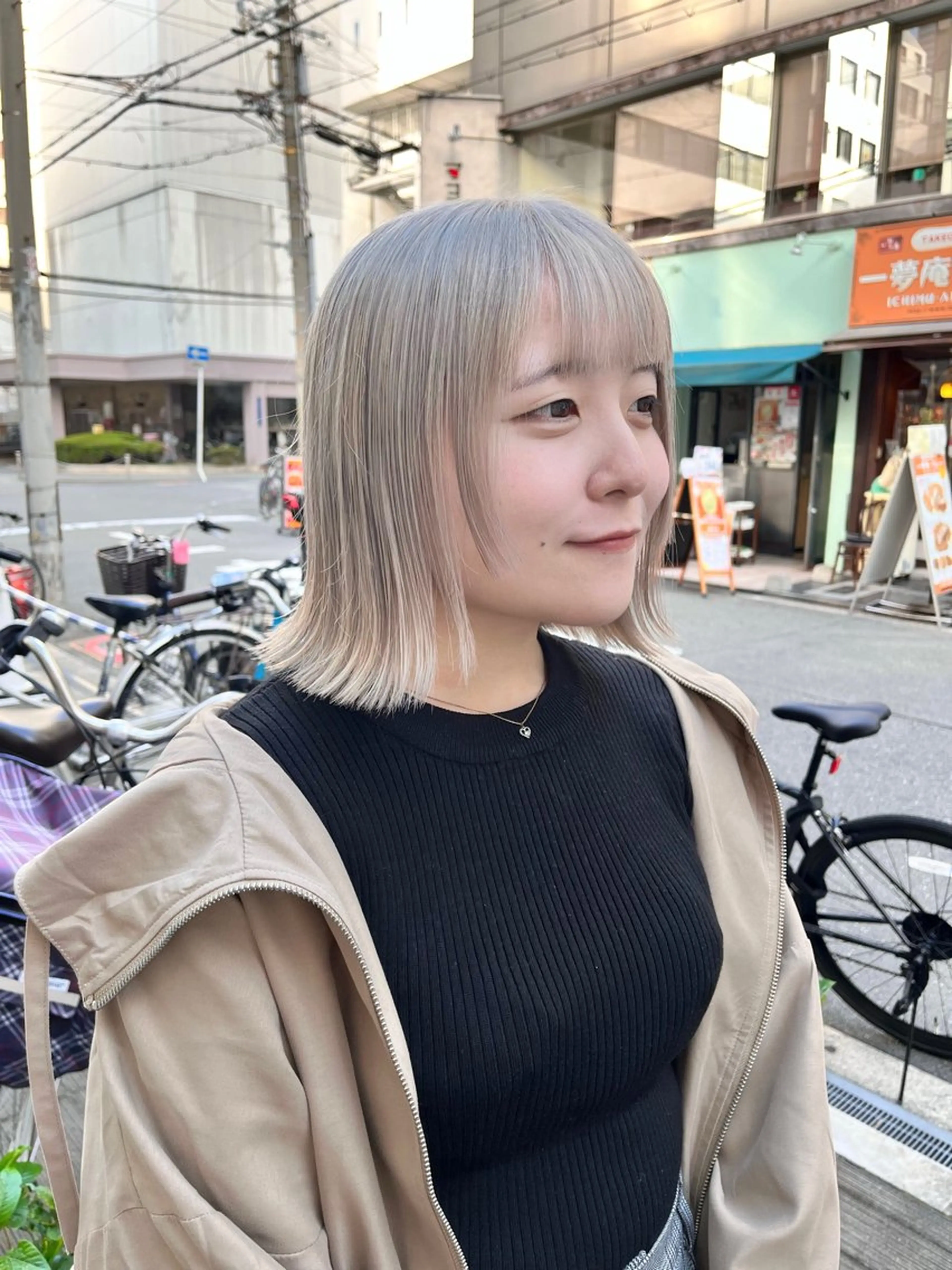 ショート カラー ブロンド ハイトーンカラー シルバー ホワイトシルバー カット ヘアカラー ショート/パーマ/ カラー/FUKOのヘアスタイル