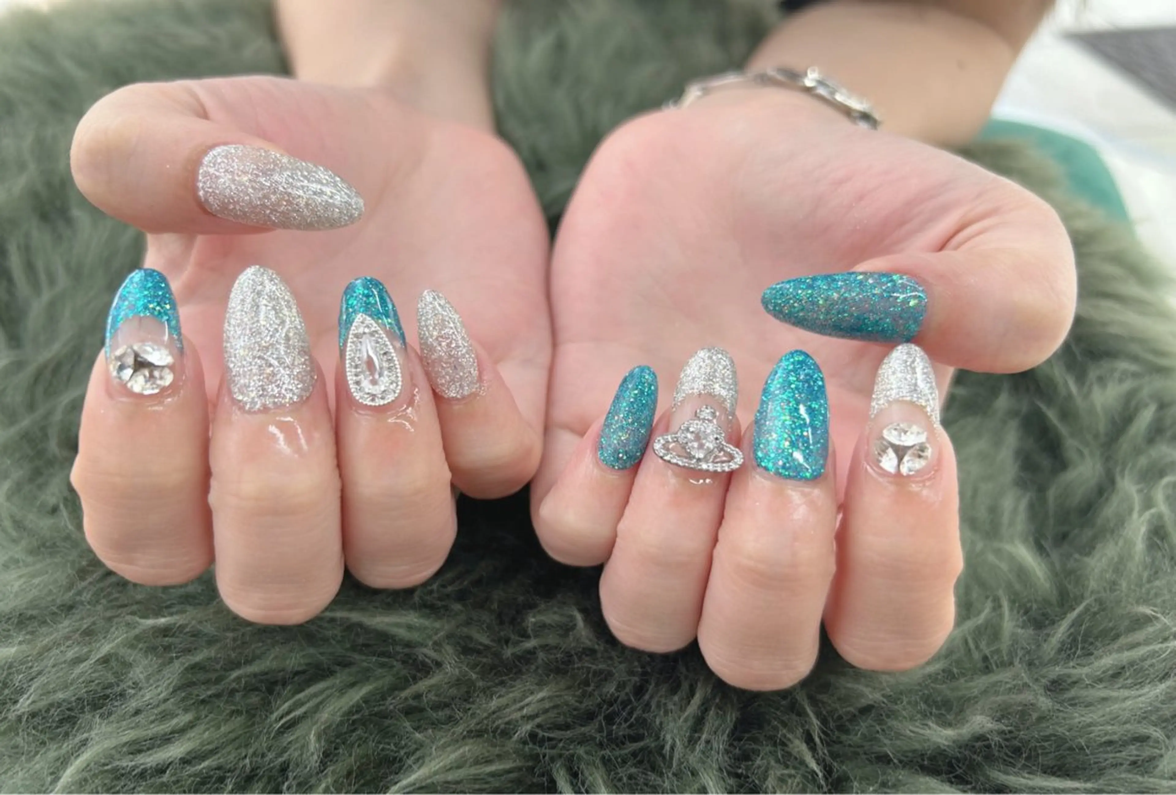 ネイル 夏ネイル ハンドネイル Nail Salon agré所属・agré ネイルサロン　アグレのネイルデザイン