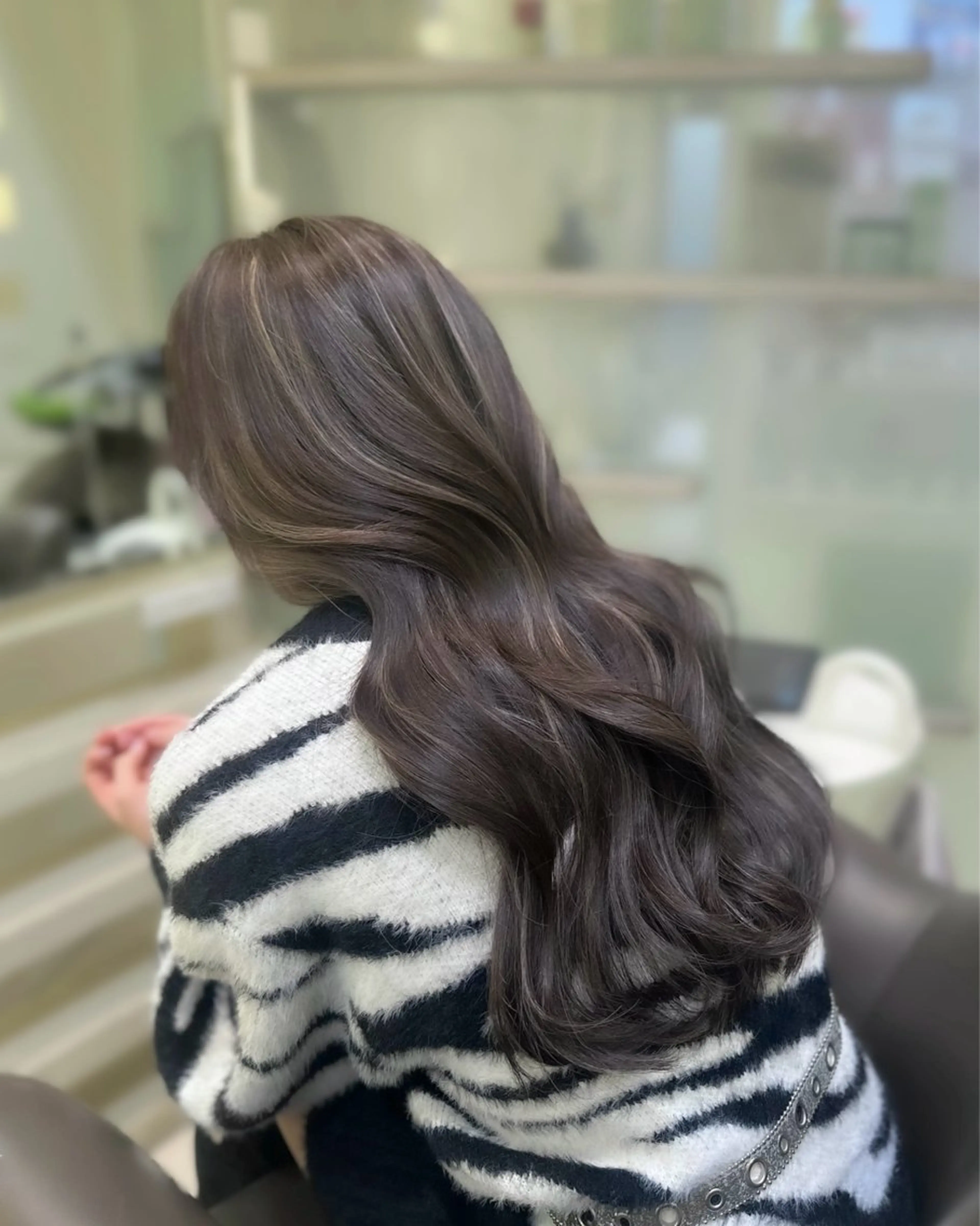 ロング カラー カット ヘアカラー トリートメント 🤍ハイライト/ レイヤー/銀座🤍のヘアスタイル