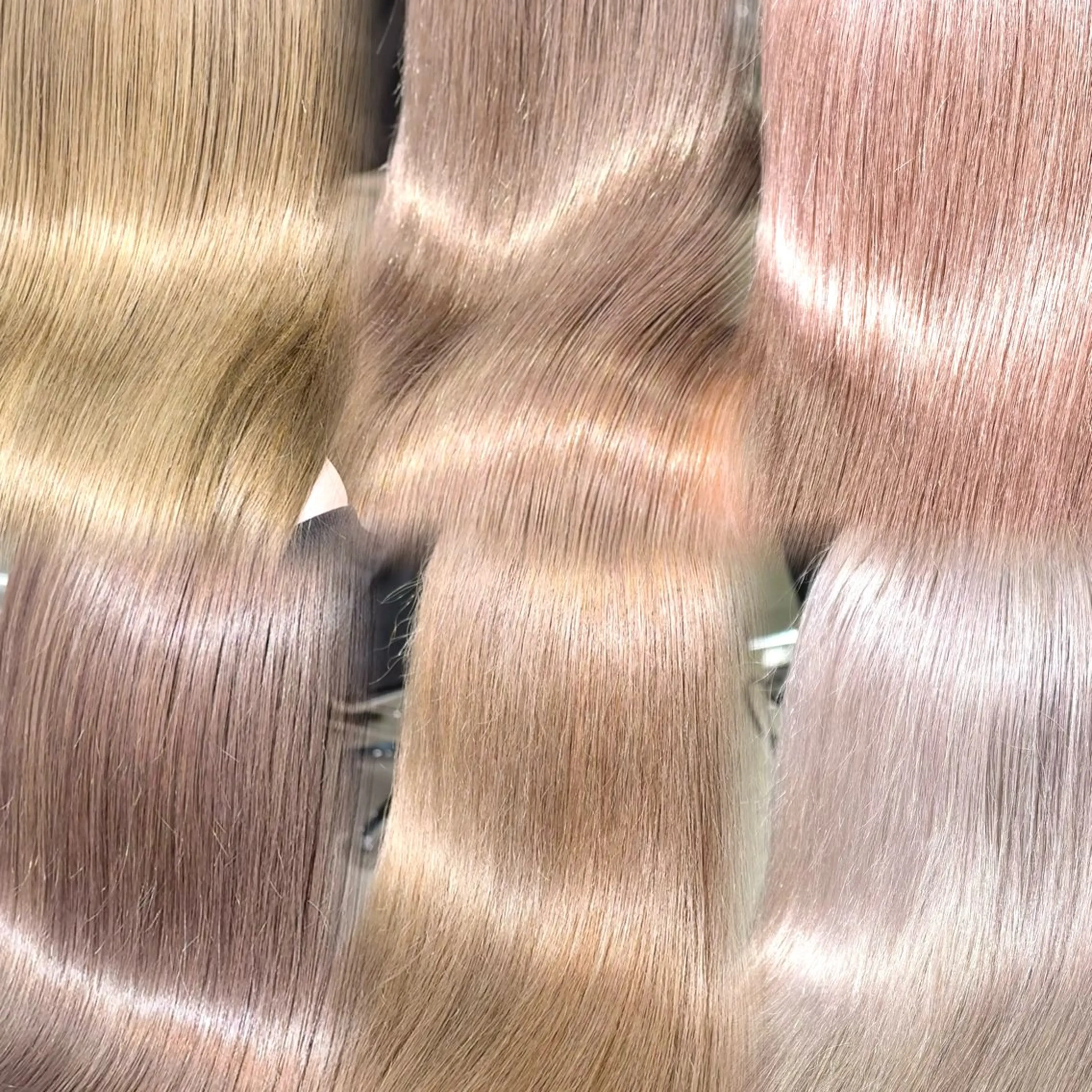 ロング カラー ベージュカラー ブリーチ ヘアカラー 暖色/ミルクティー /レイヤー/マリア♡のヘアスタイル