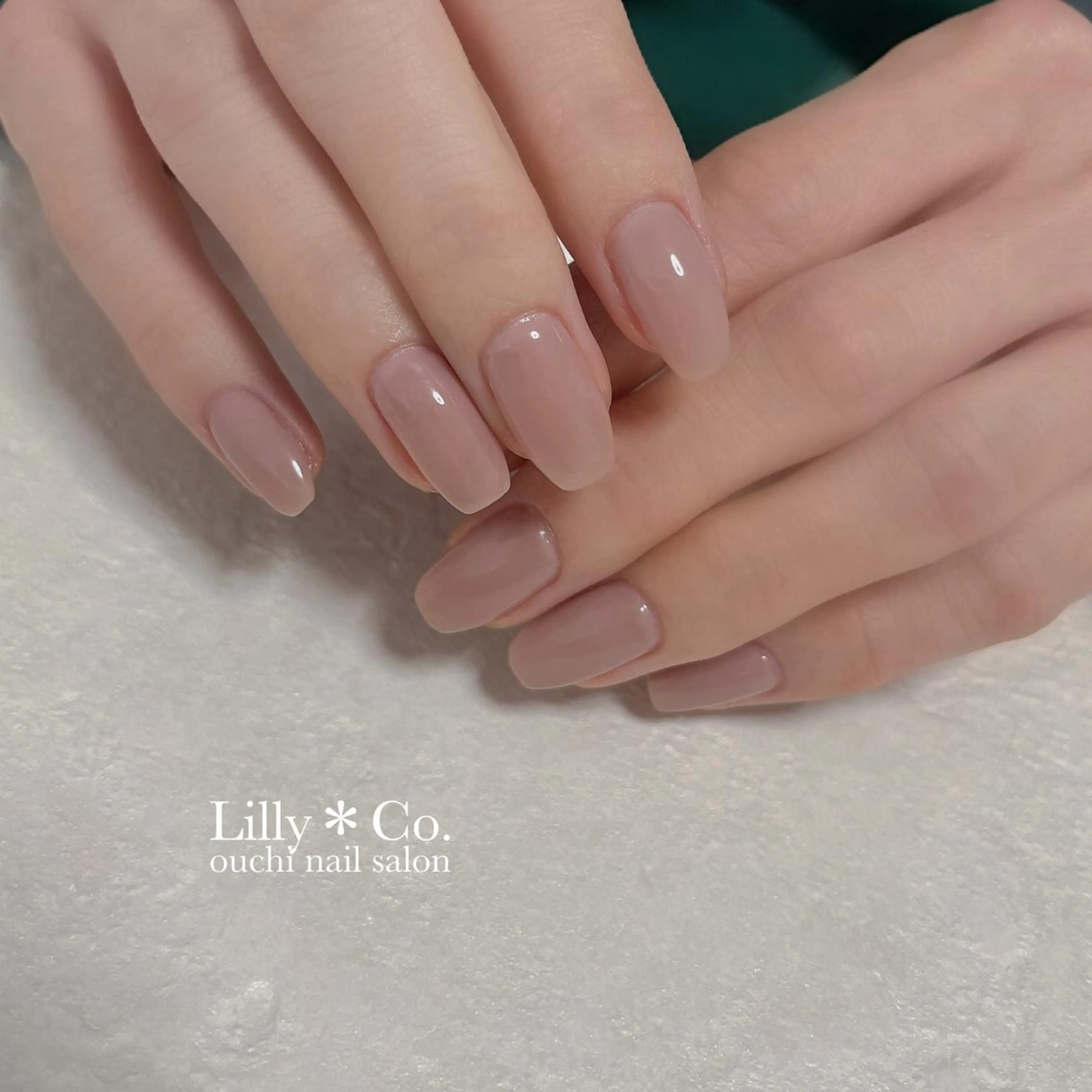 ネイル ピンク ハンドネイル ハンドケア Lilly Co.のネイルデザイン