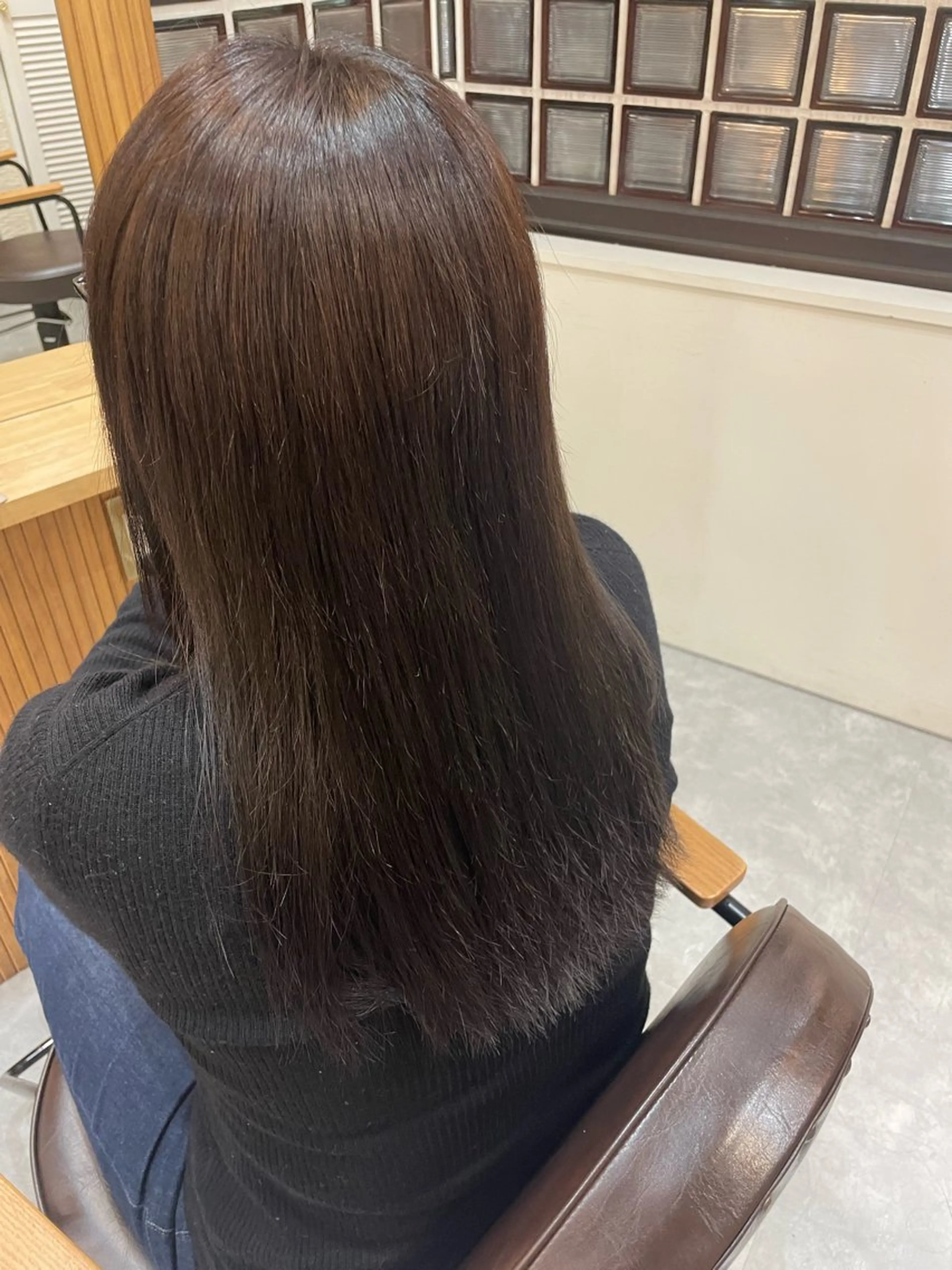 ロング カラー 黒髪 ROPE ナナミのヘアスタイル