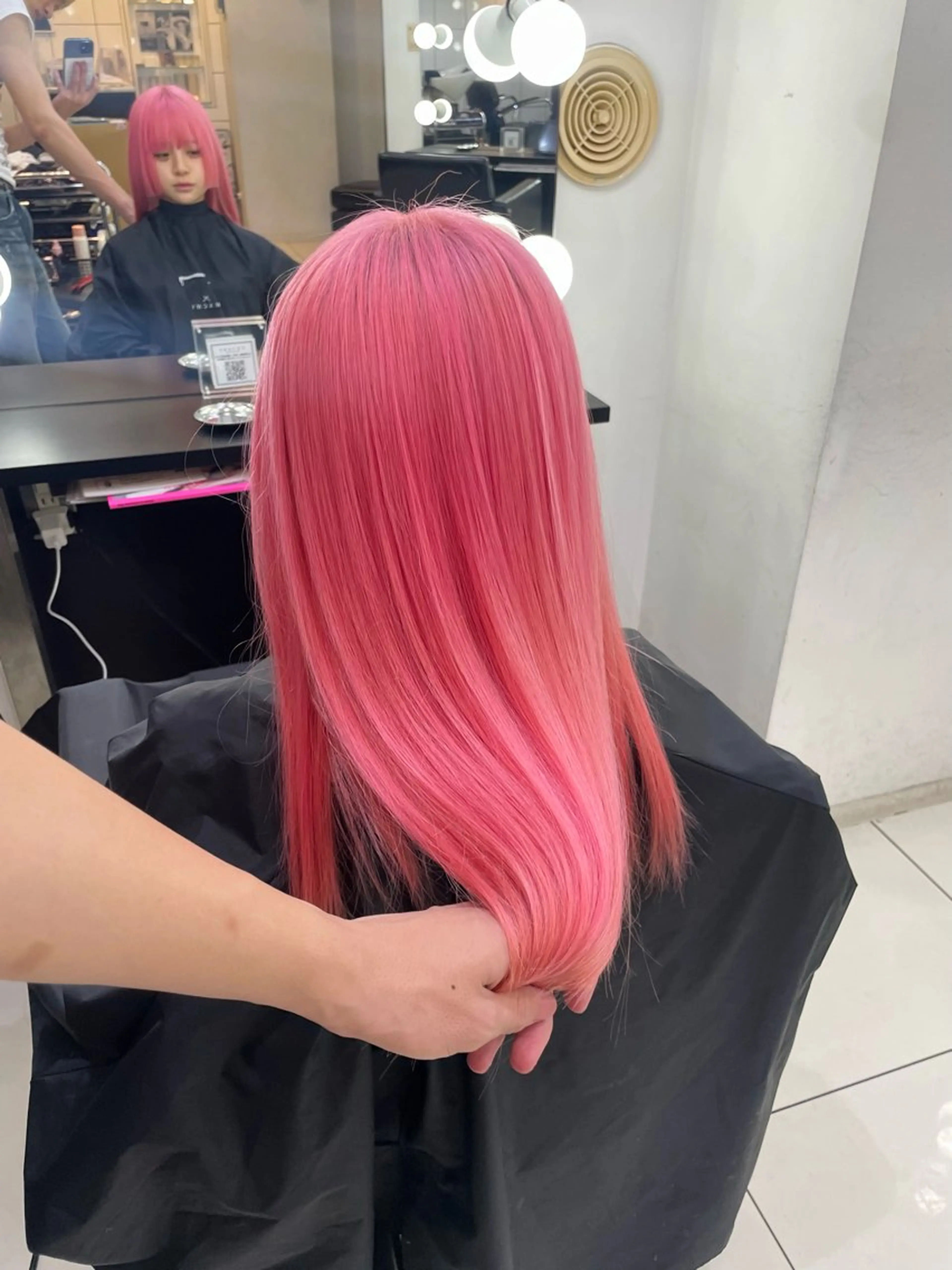 ロング カラー こだわりハイトーン/ ケアブリーチ/岸のヘアスタイル