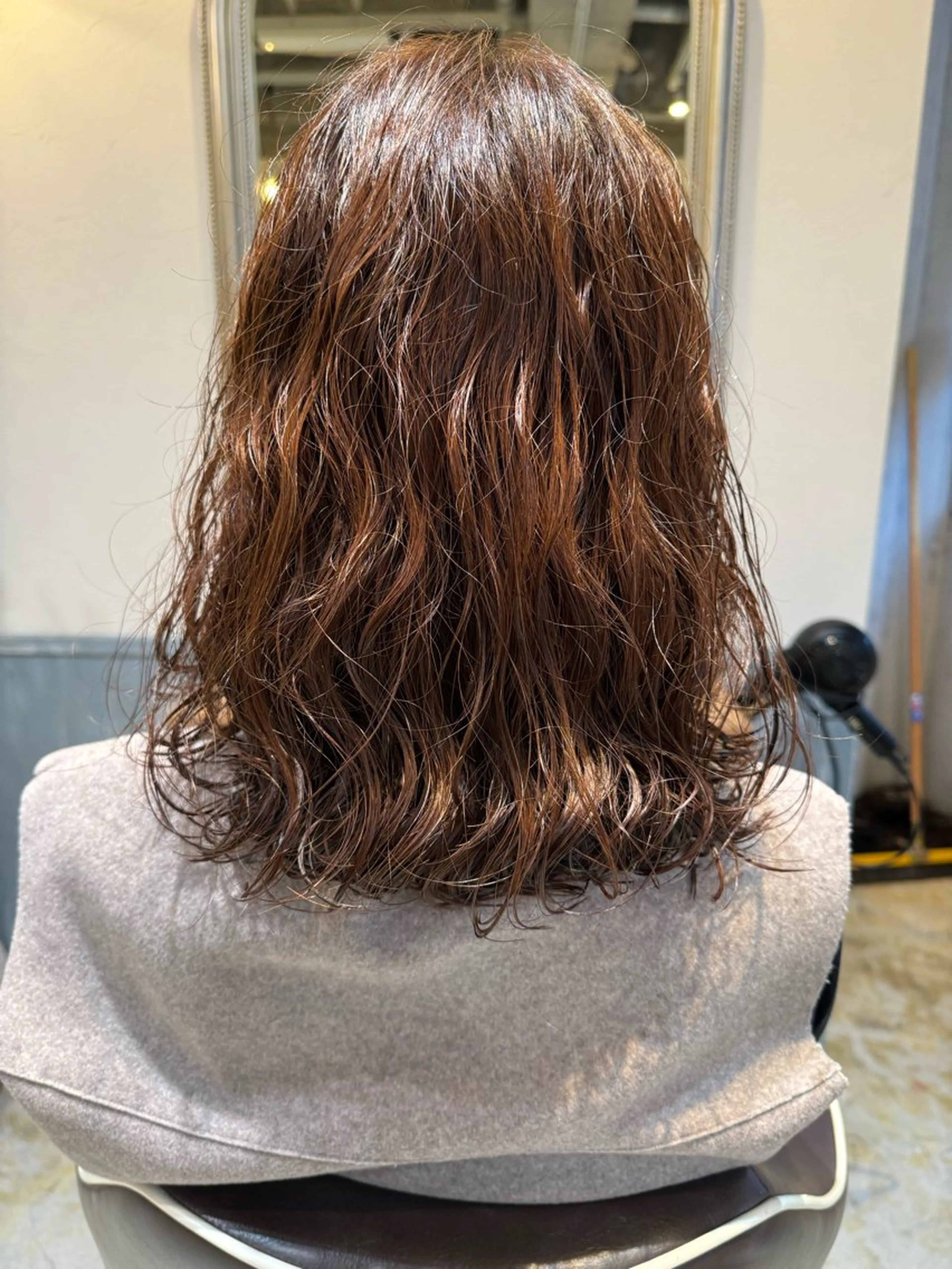 セミロング スタイリスト まことのヘアスタイル