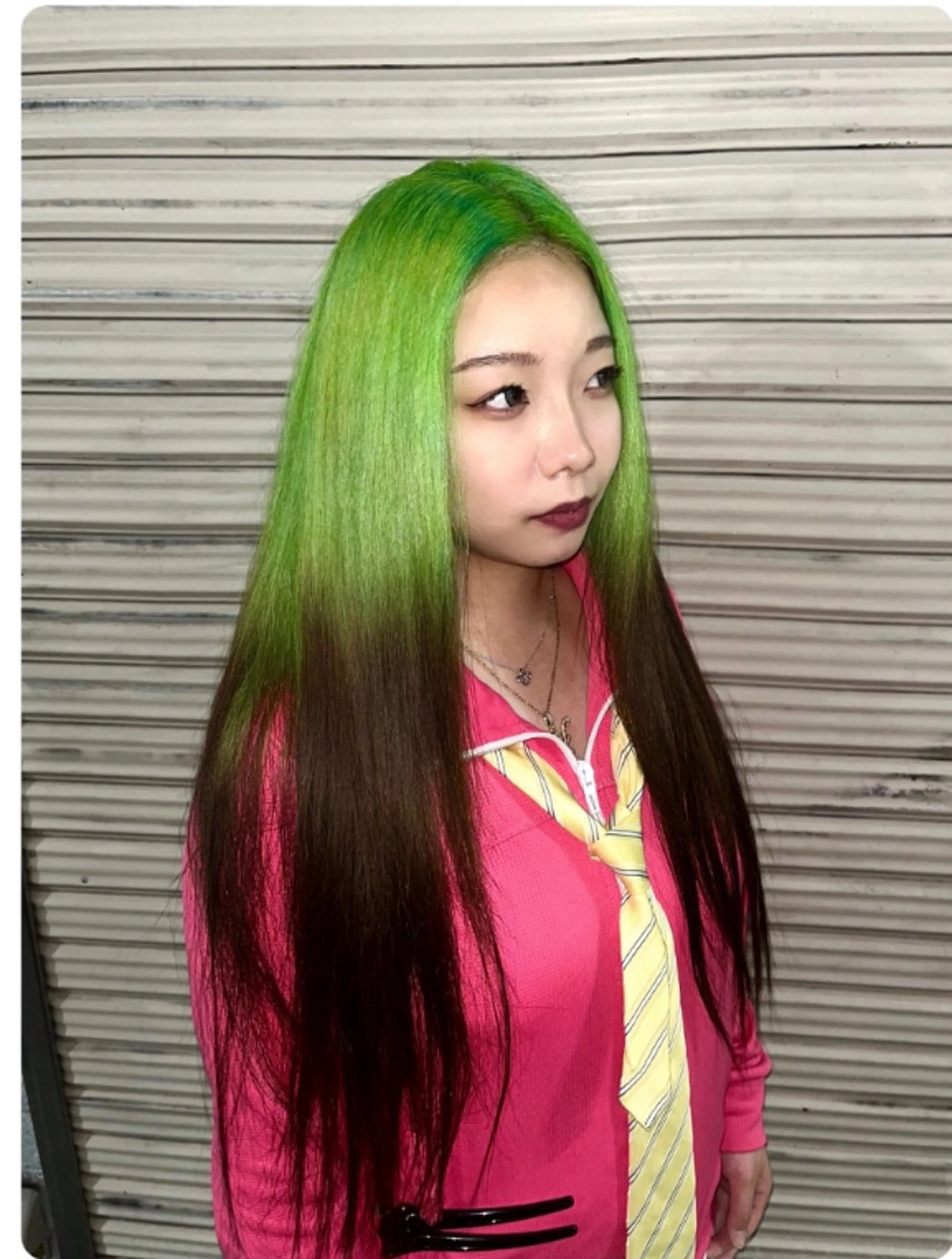 カラー 山浦 那奈のヘアスタイル