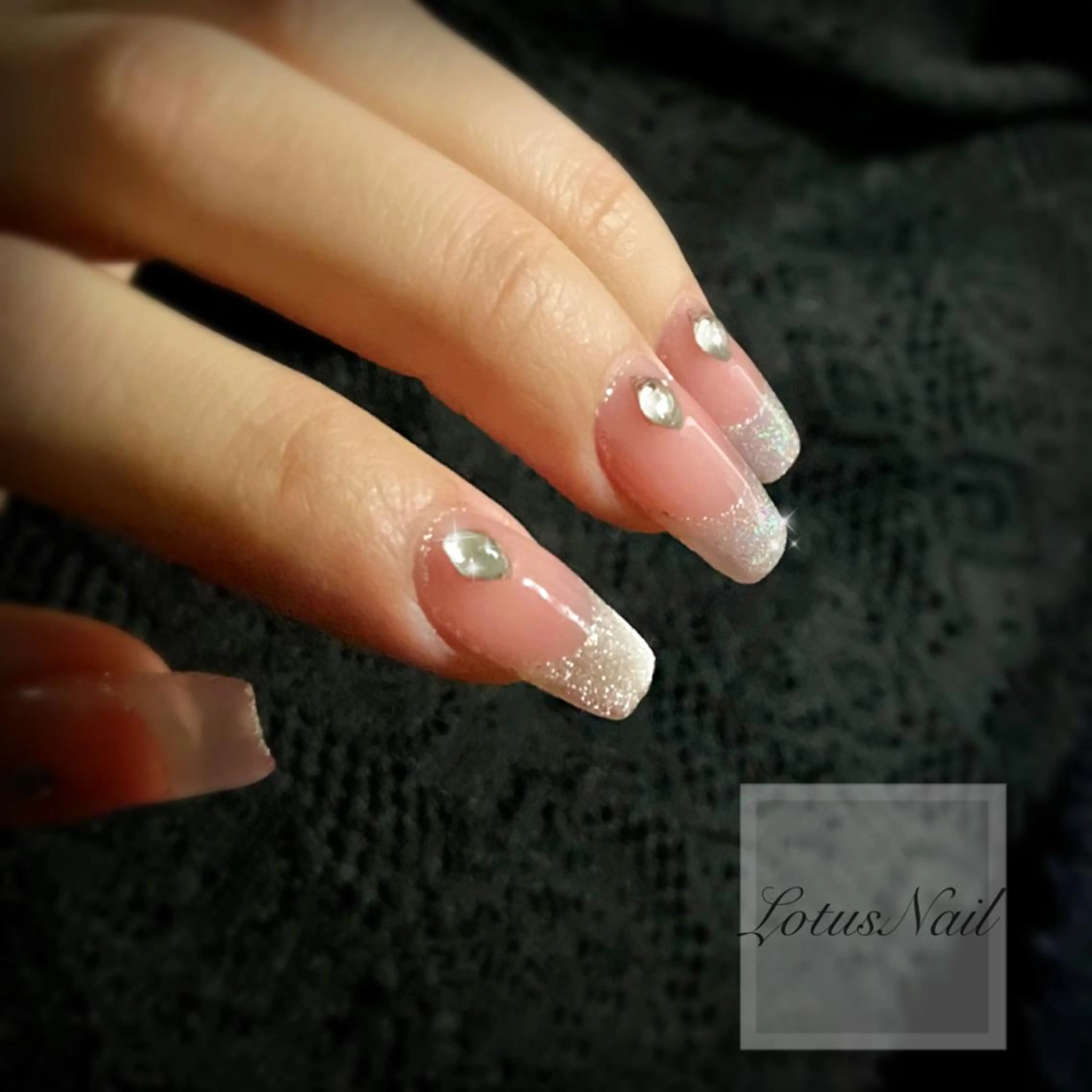 [オフ込み]長さ出し10＋ジェルやり放題orクリアフレンチの写真