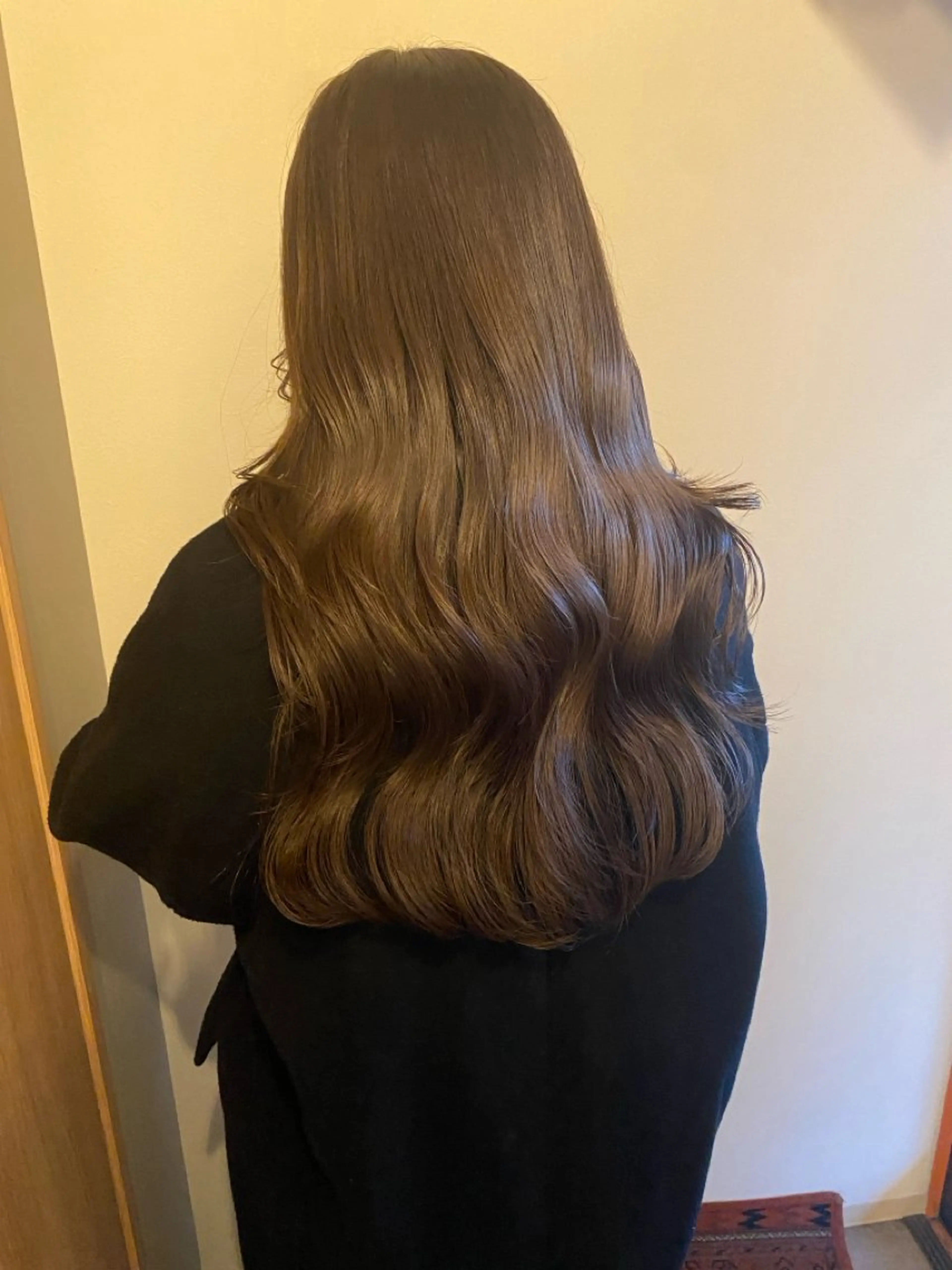 ロング ヘアカラー トリートメント みやけ ひなのヘアスタイル