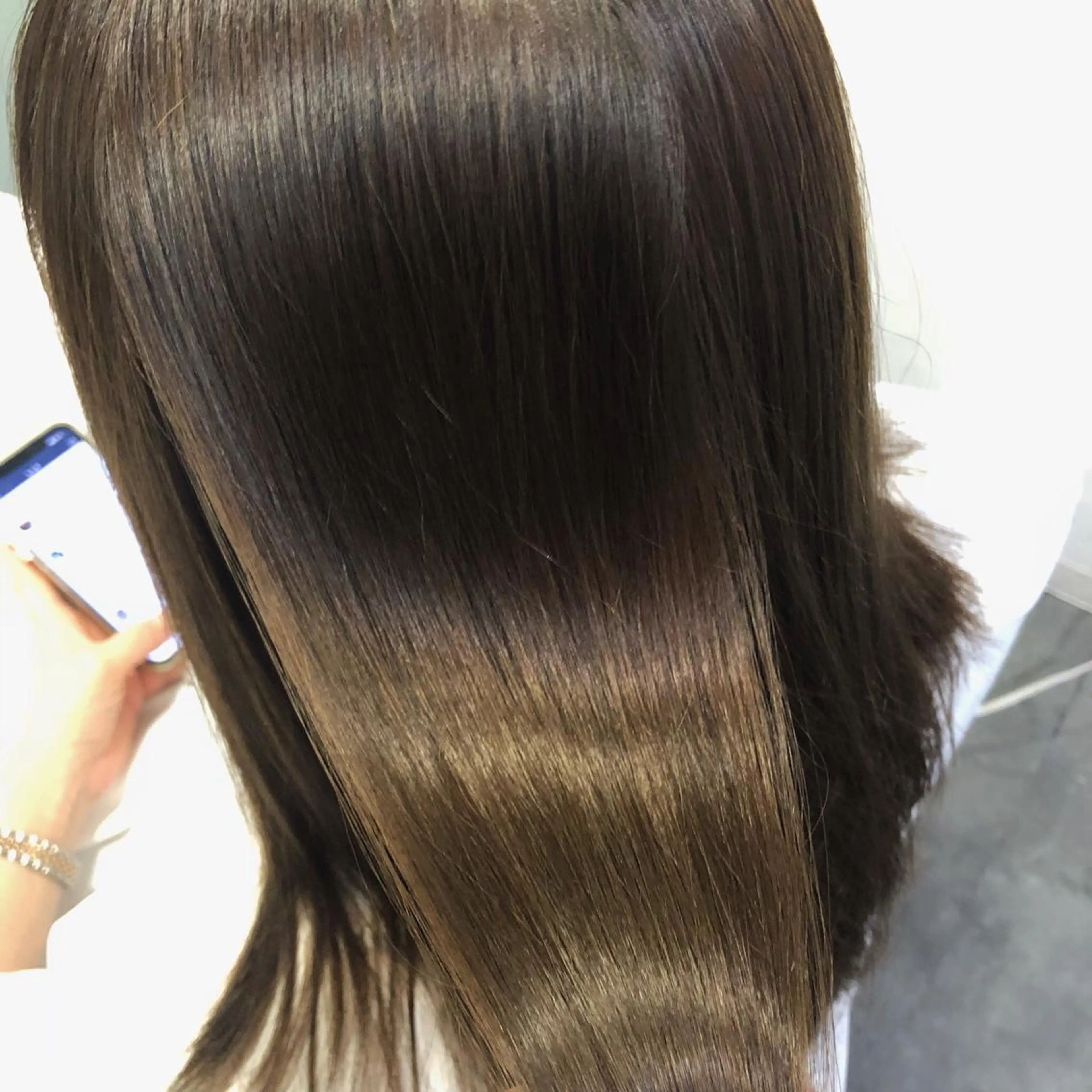 ミディアム カラー AHNKISM AHNKISMのヘアスタイル