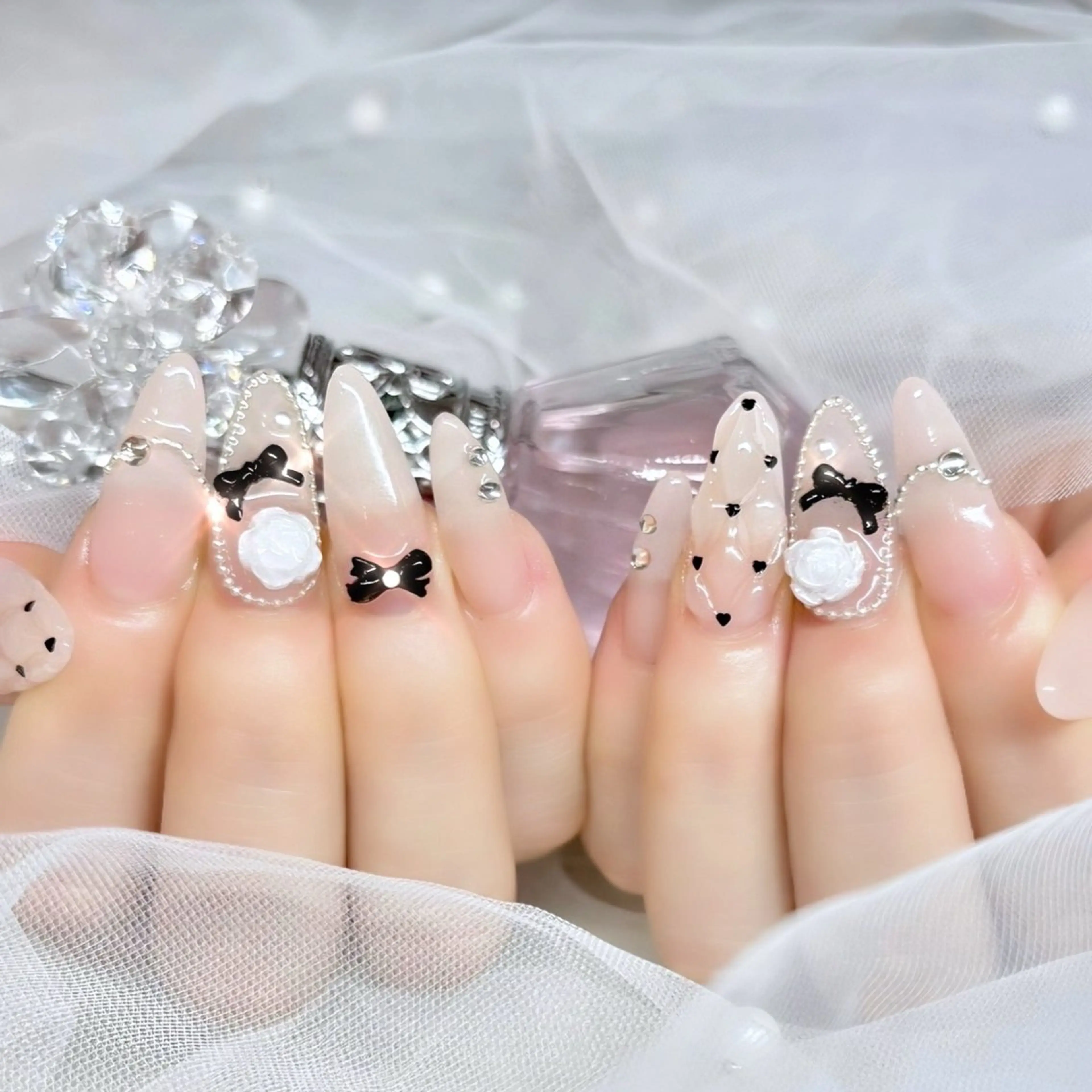 ネイル TiTi pomme akaneのネイルデザイン