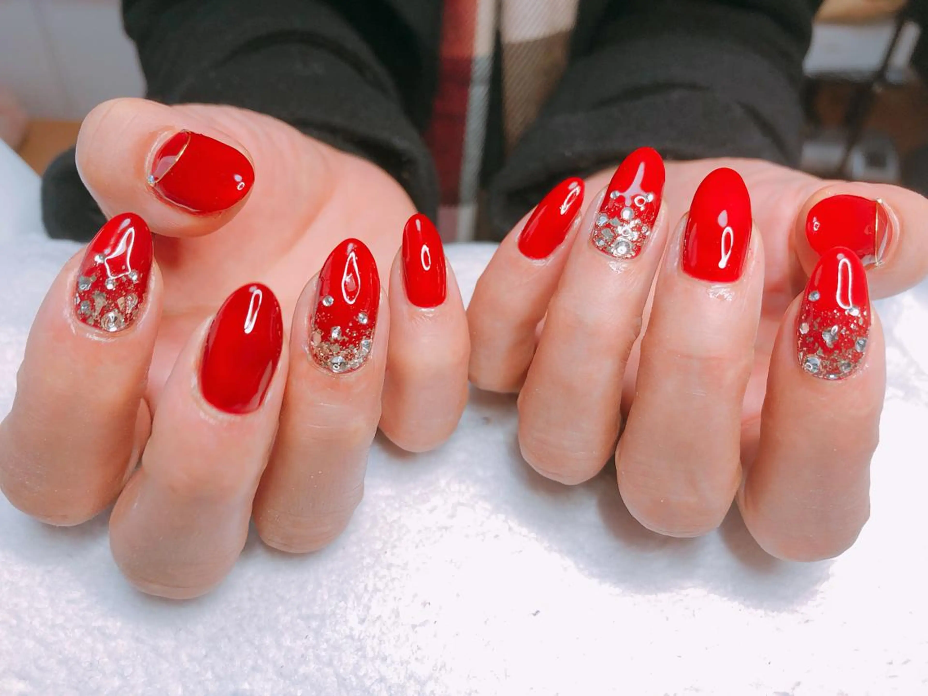 セミロング ネイル ハンドネイル 長さ出し専門 nynaのネイルデザイン