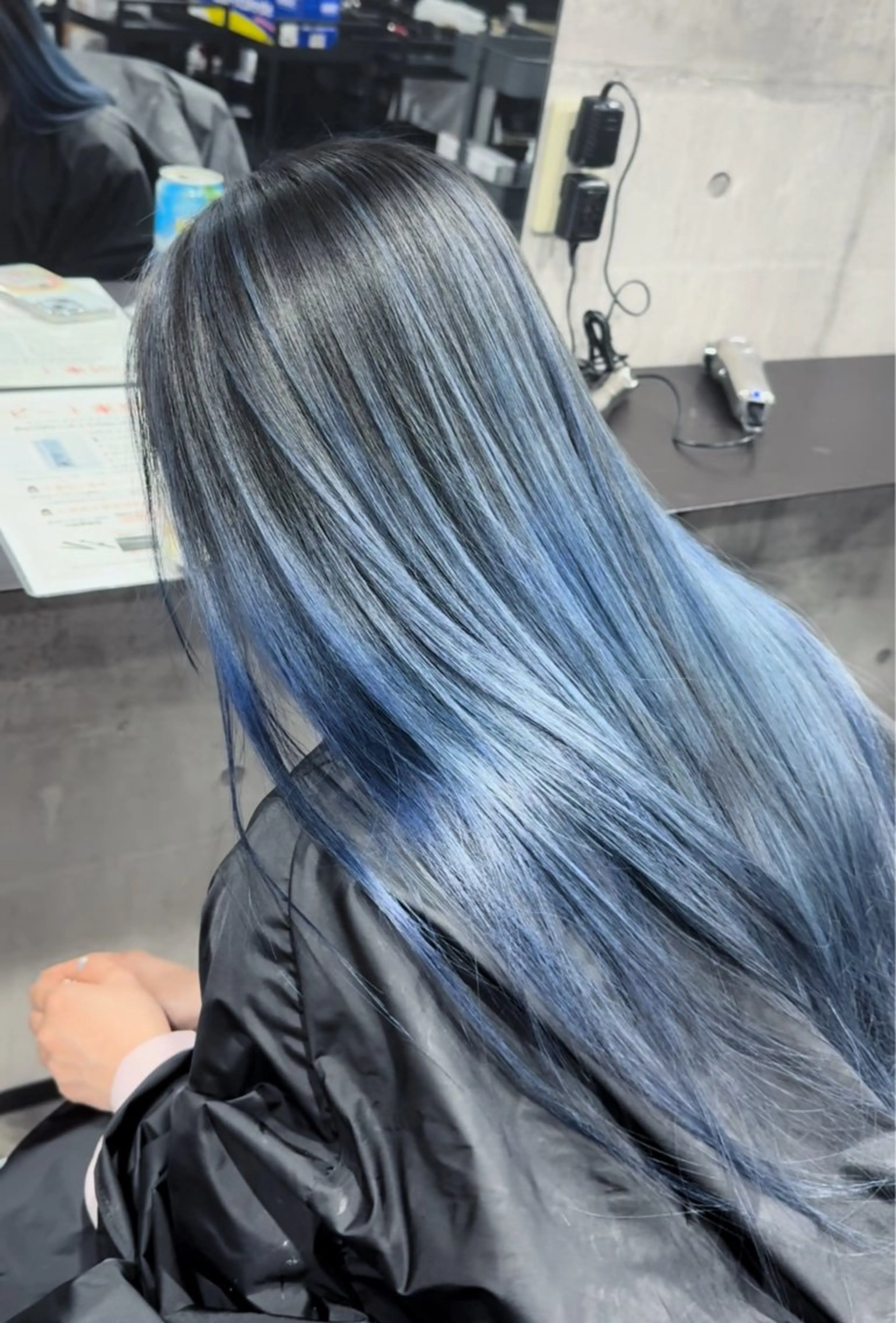 カラー ヘアカラー 五味 亜有里のヘアスタイル