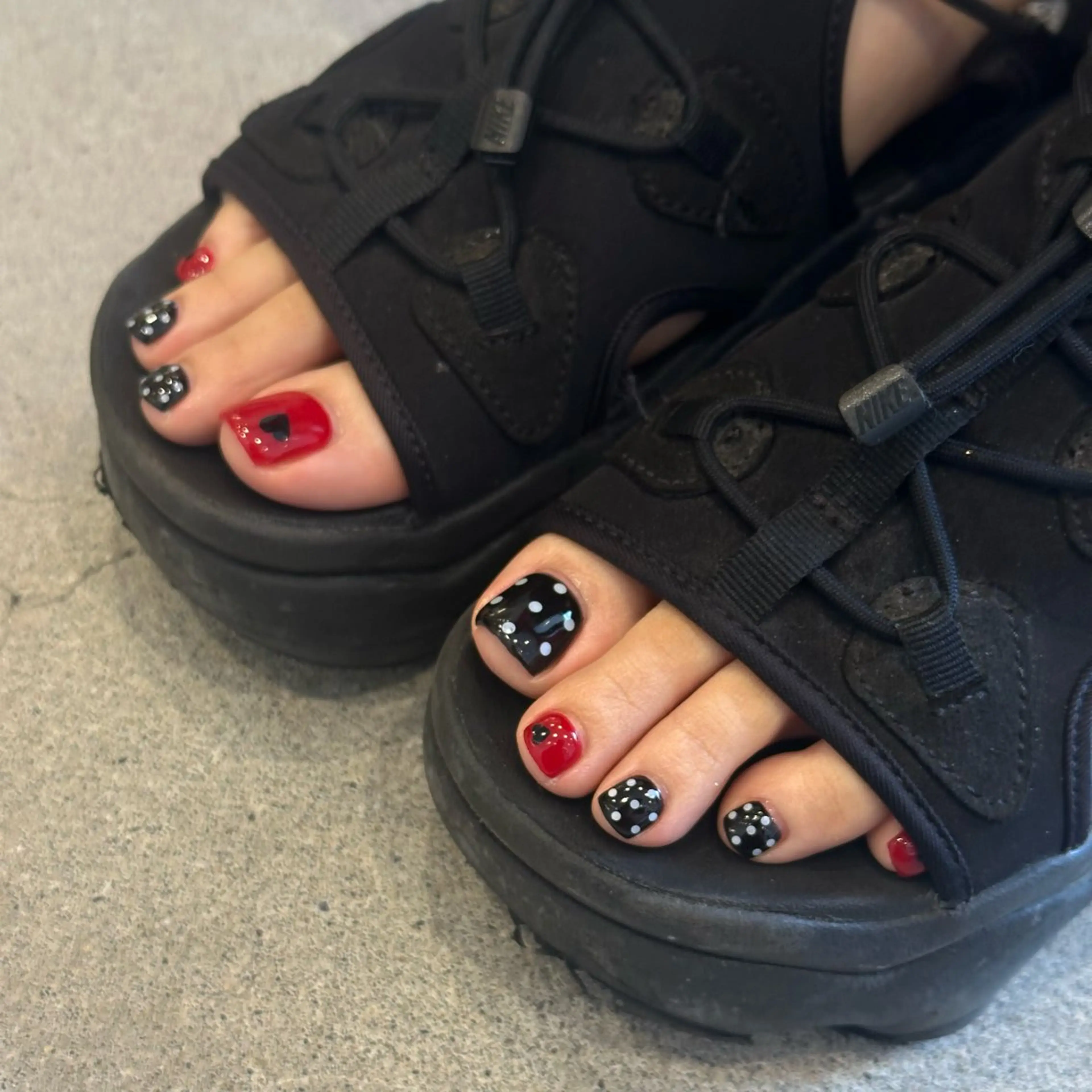 ネイル ハンドネイル COIN  nail hinataのネイルデザイン