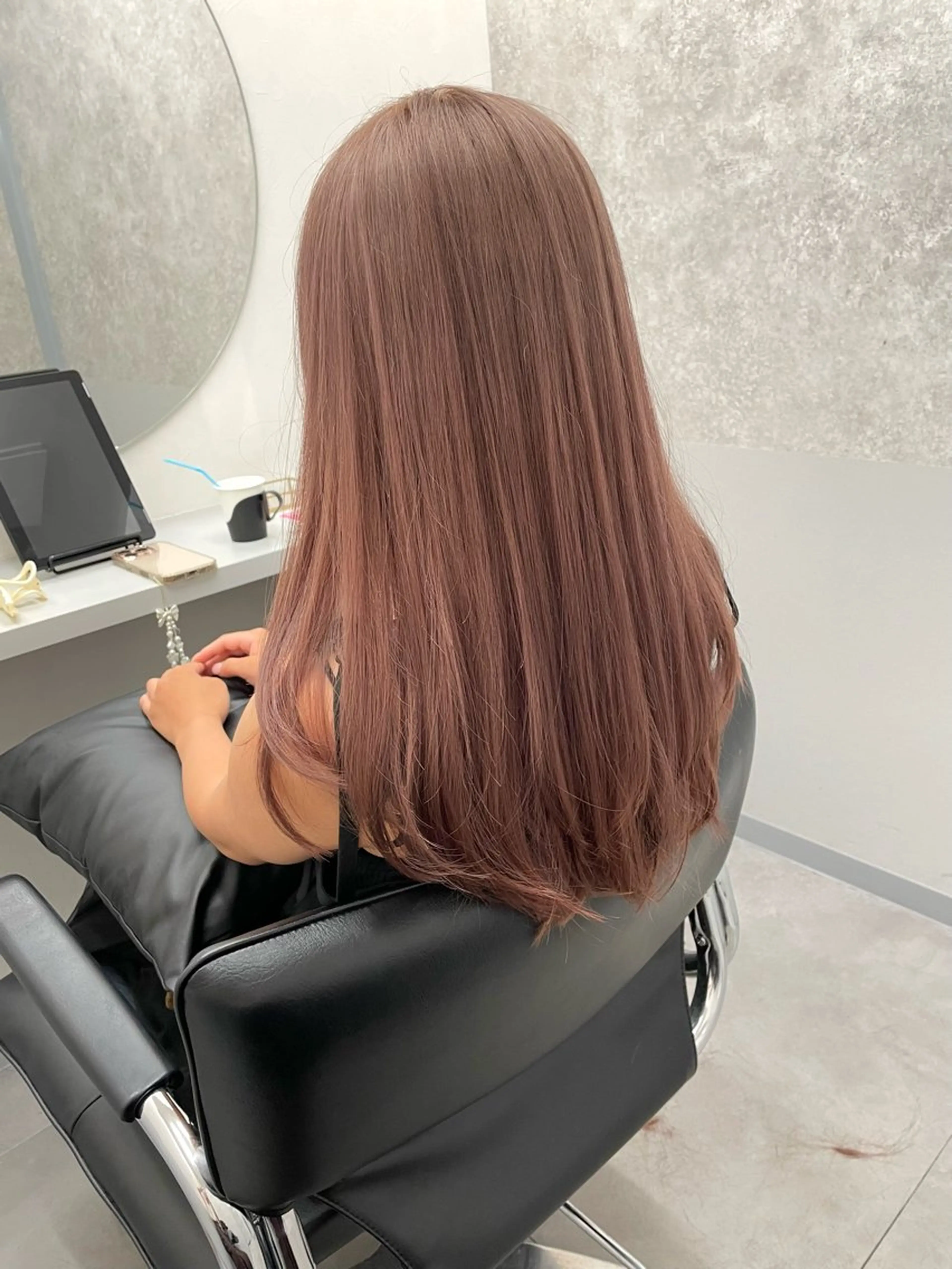 ロング カラー ベージュカラー ミルクティーベージュ ピンクカラー ピンクベージュ カット ヘアカラー トリートメント 🌷tocca Mai🌷のヘアスタイル