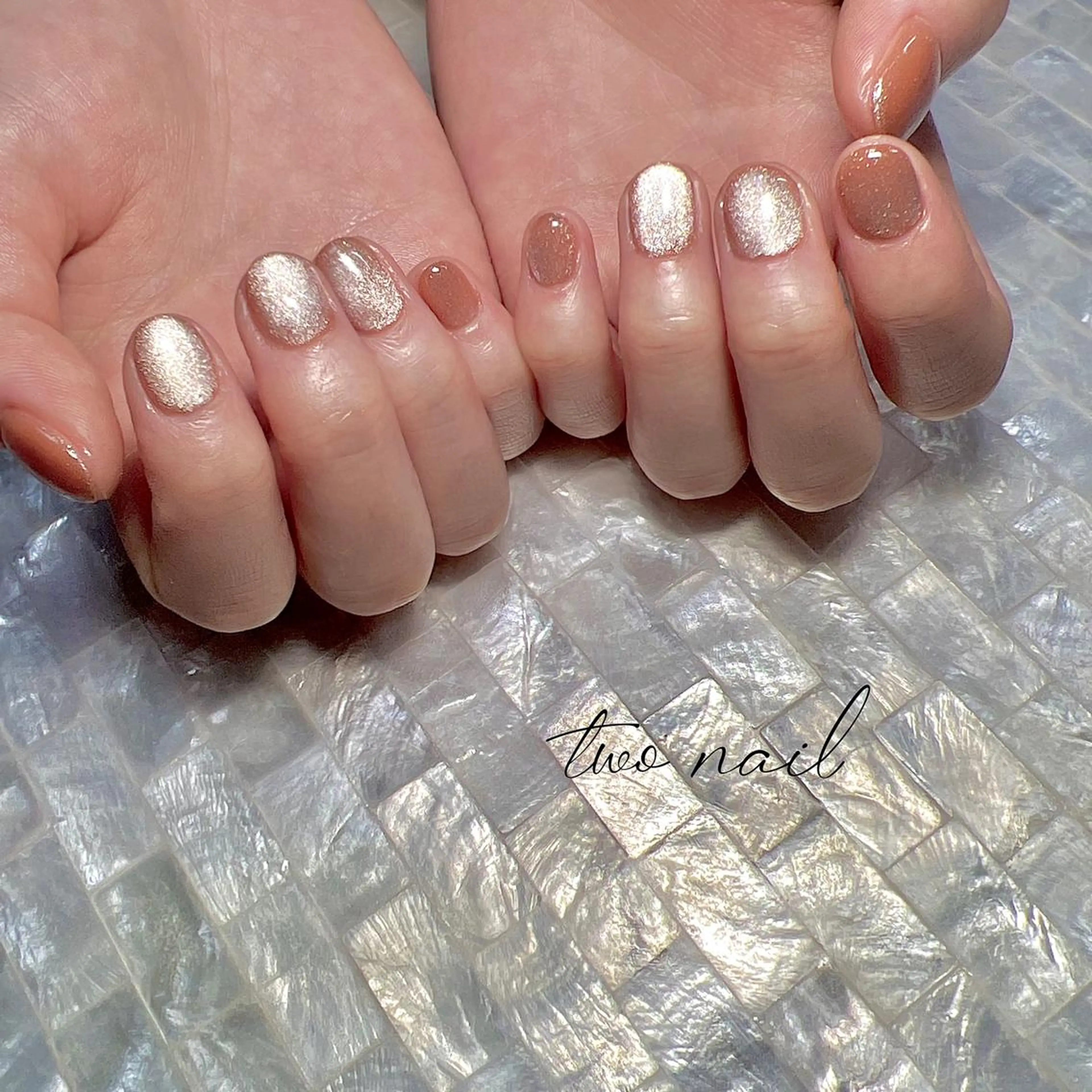 ネイル アートネイル ブラウン フットネイル ハート マグネットネイル ハンドネイル two nailのネイルデザイン