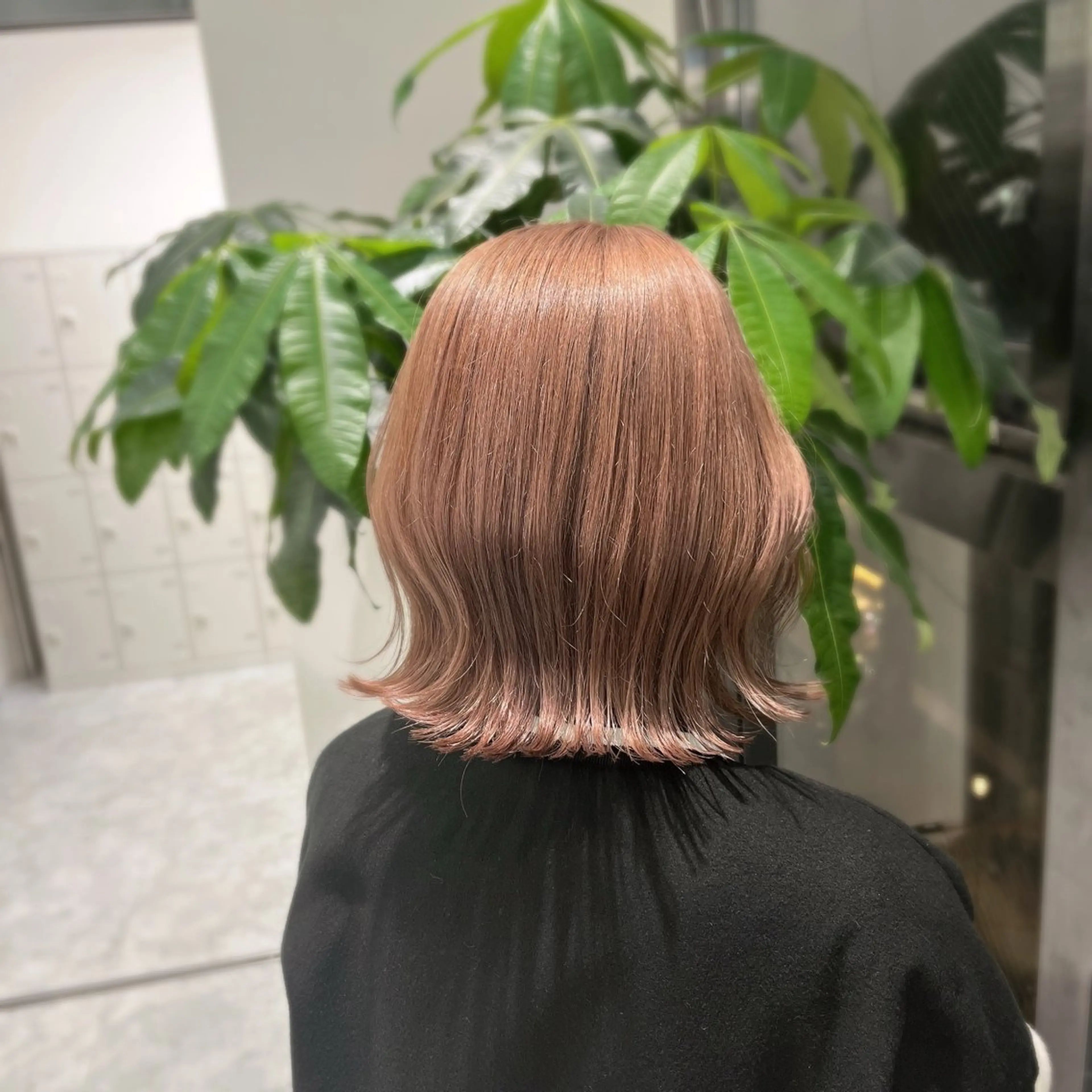 カラー ベージュ・グレー ジュ達人KOJIROのヘアスタイル