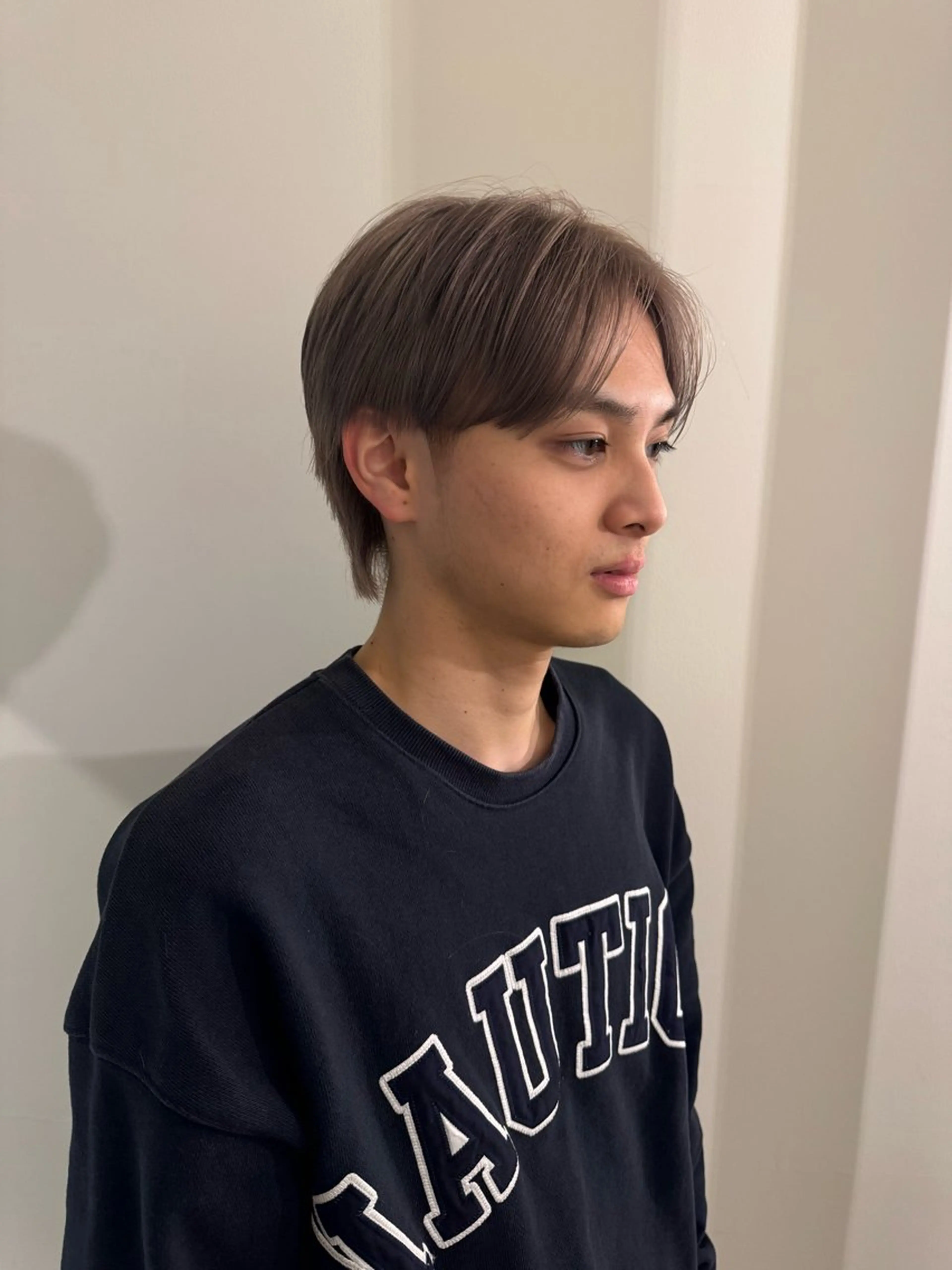 カラー メンズ メンズハイトーン ハイトーンカラー 内沼 恵留菜のヘアスタイル