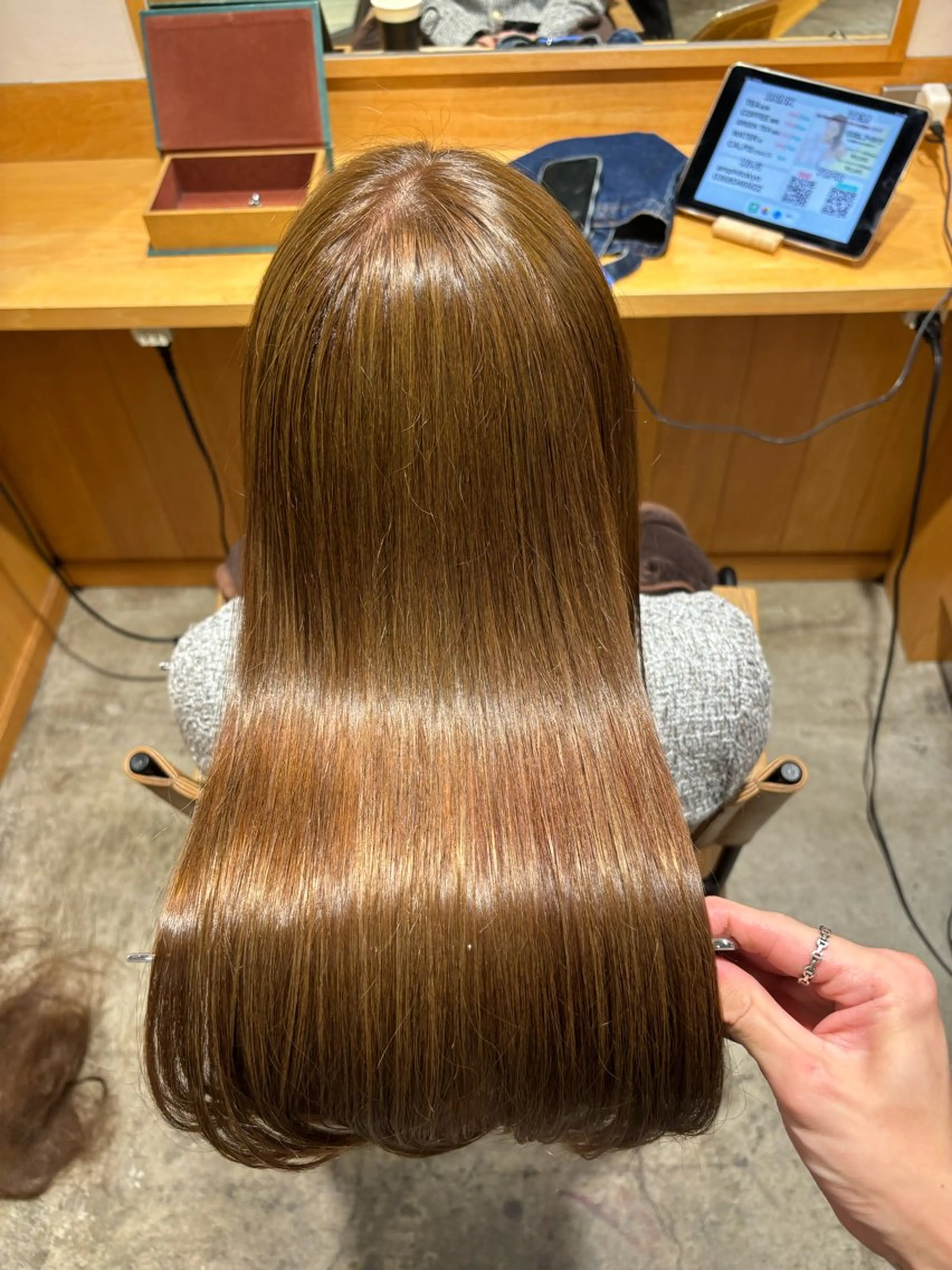 ロング カット ヘアカラー トリートメント 【Amphi Tokyo】宮原のヘアスタイル