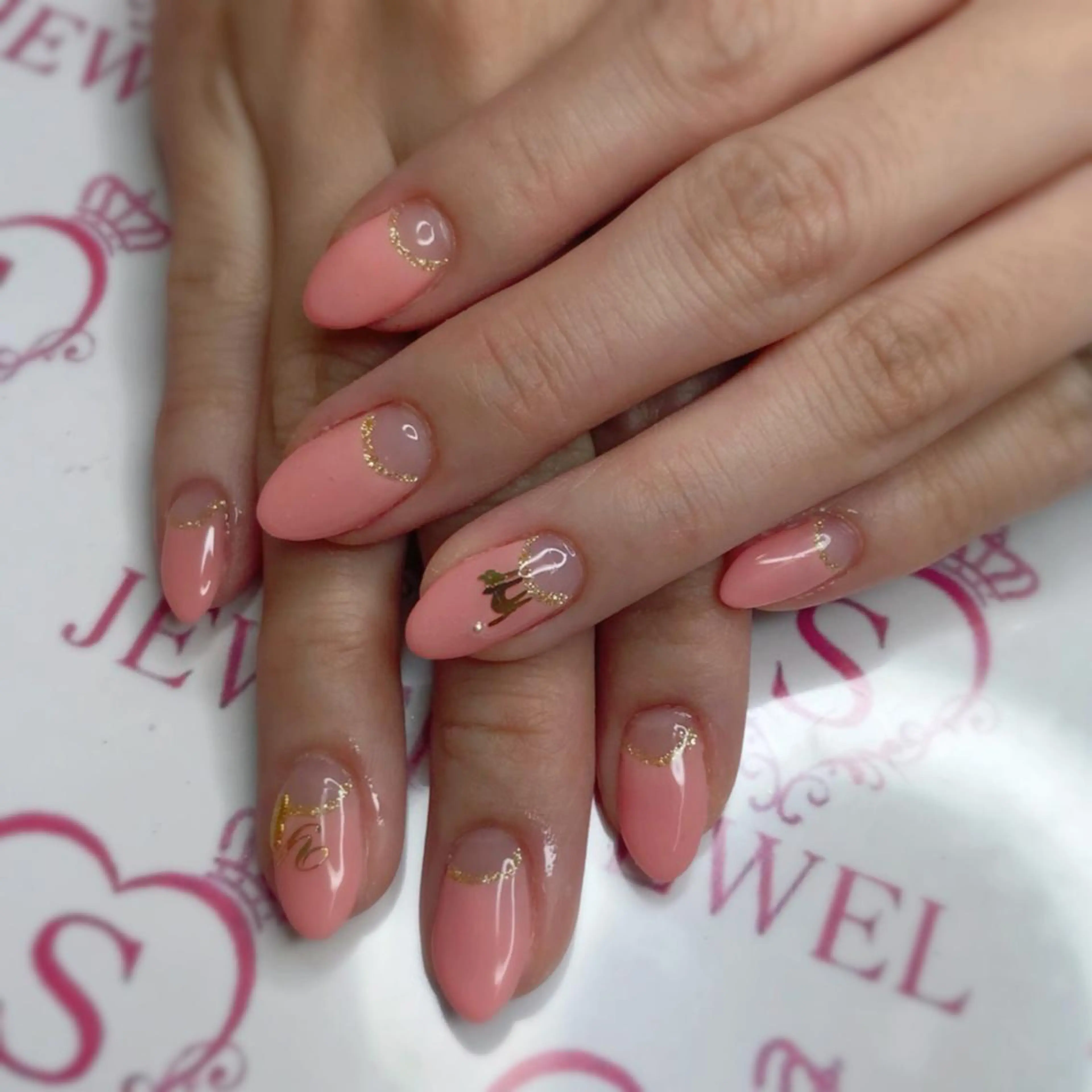 ネイル S♡JEWEL所属・S. JEWELのネイルデザイン