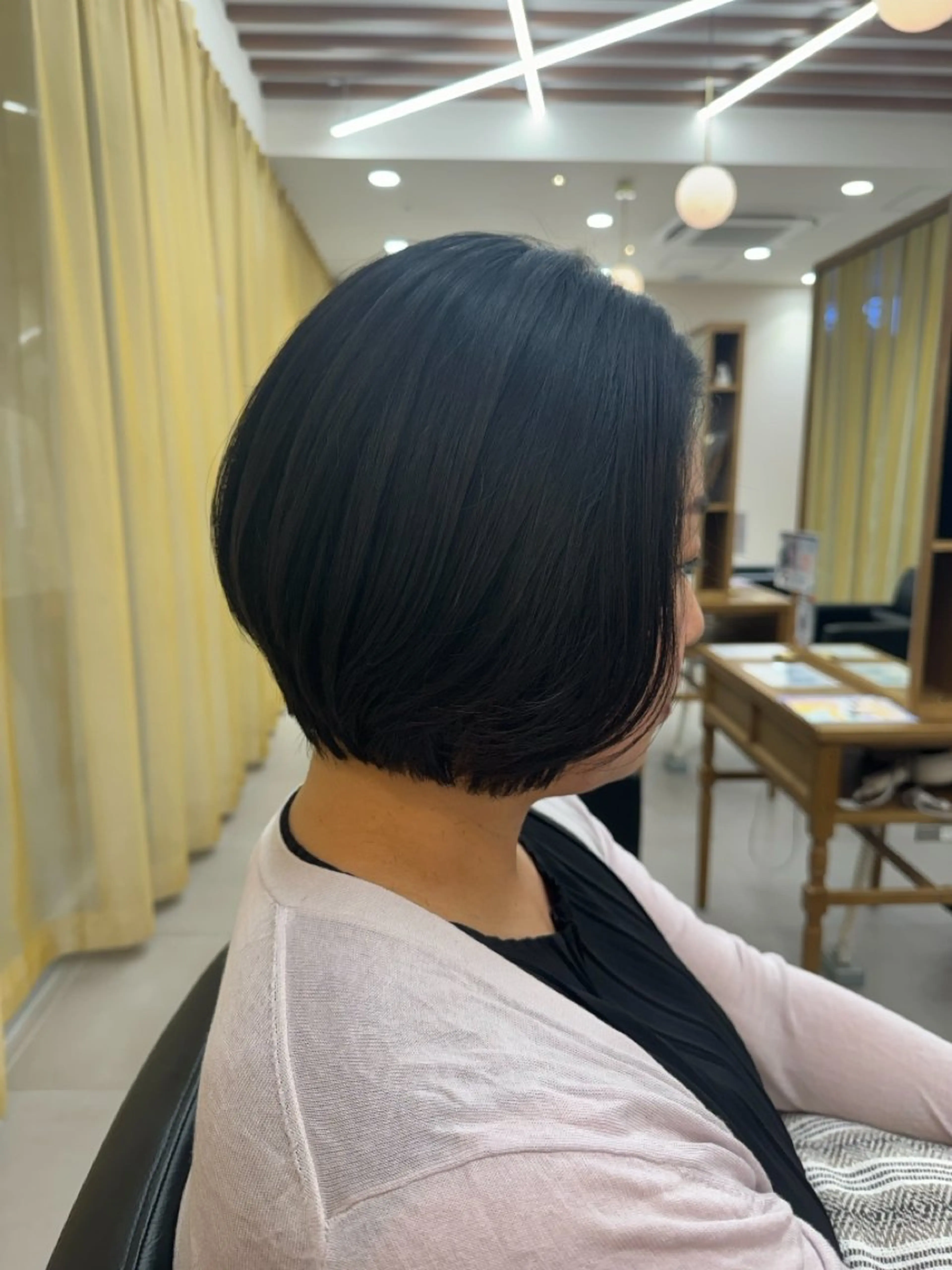 ショート equri×SHISEIDO所属・下田 希/レディースカットのヘアスタイル