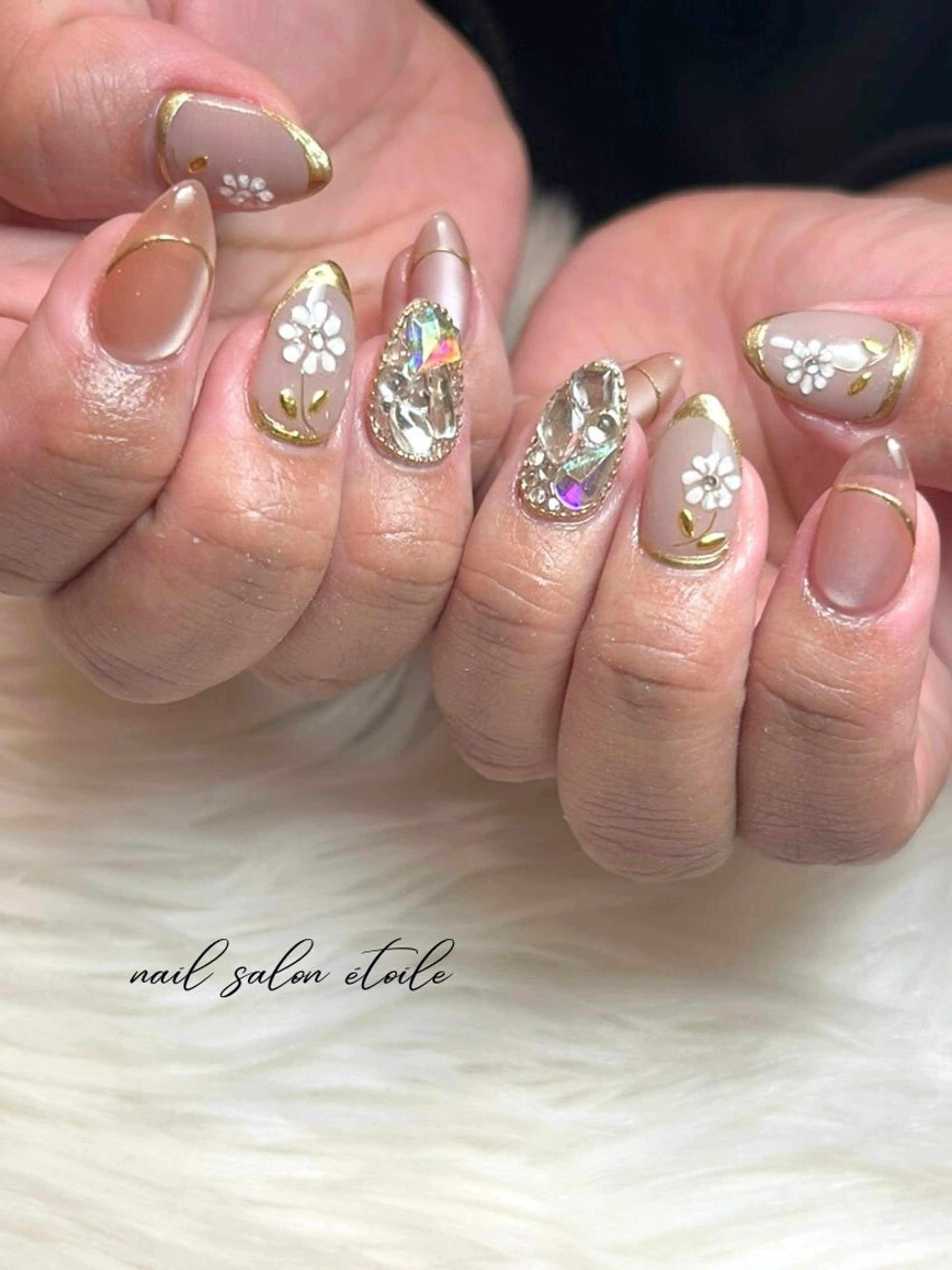 ネイル フラワーネイル マグネットネイル ぷっくりネイル 春ネイル ハンドネイル nail salon étoileのネイルデザイン