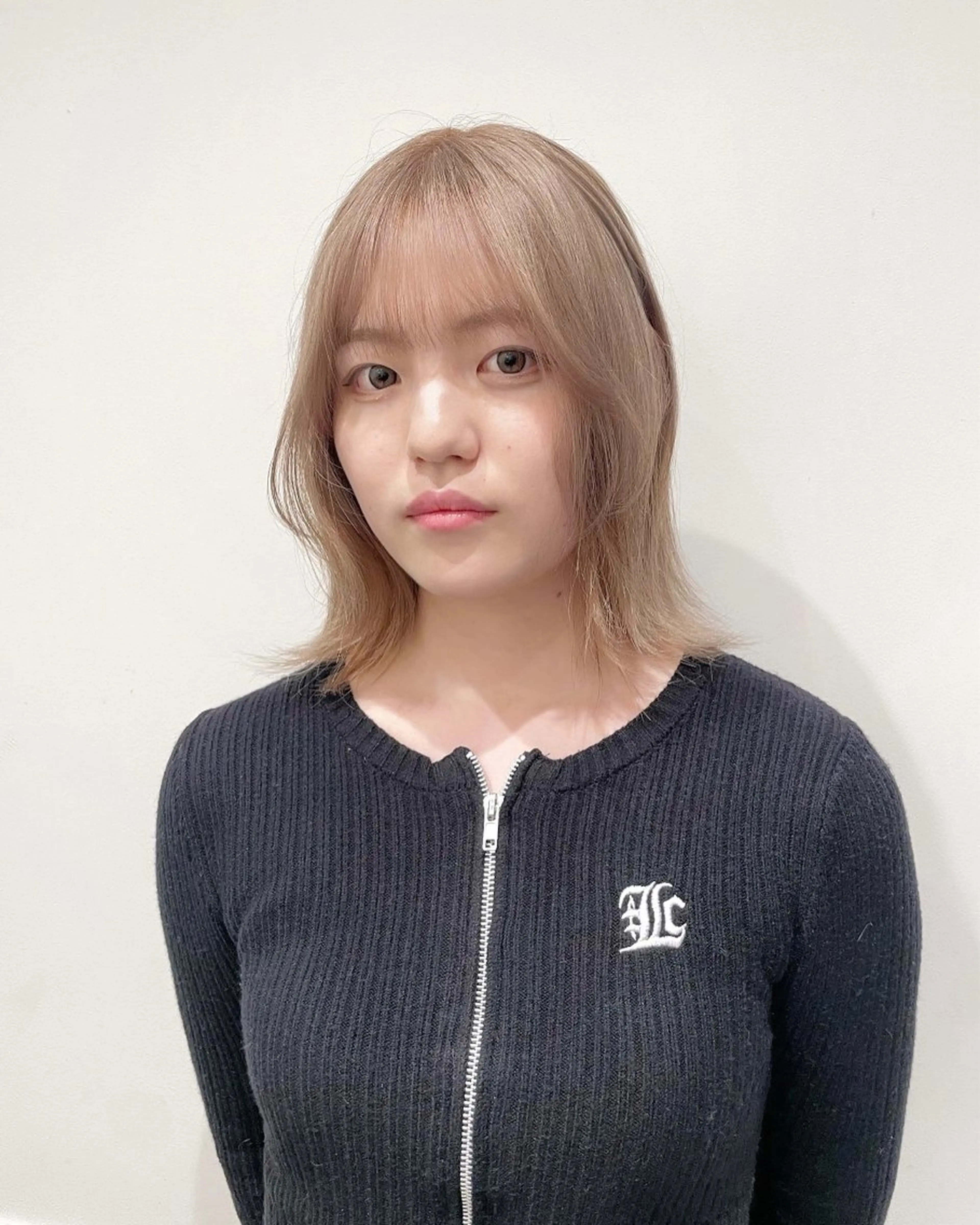 ミディアム GO TODAY SHAiRE SALON 原宿本店所属・REINA/ブリーチ /ハイトーン/原宿のヘアスタイル