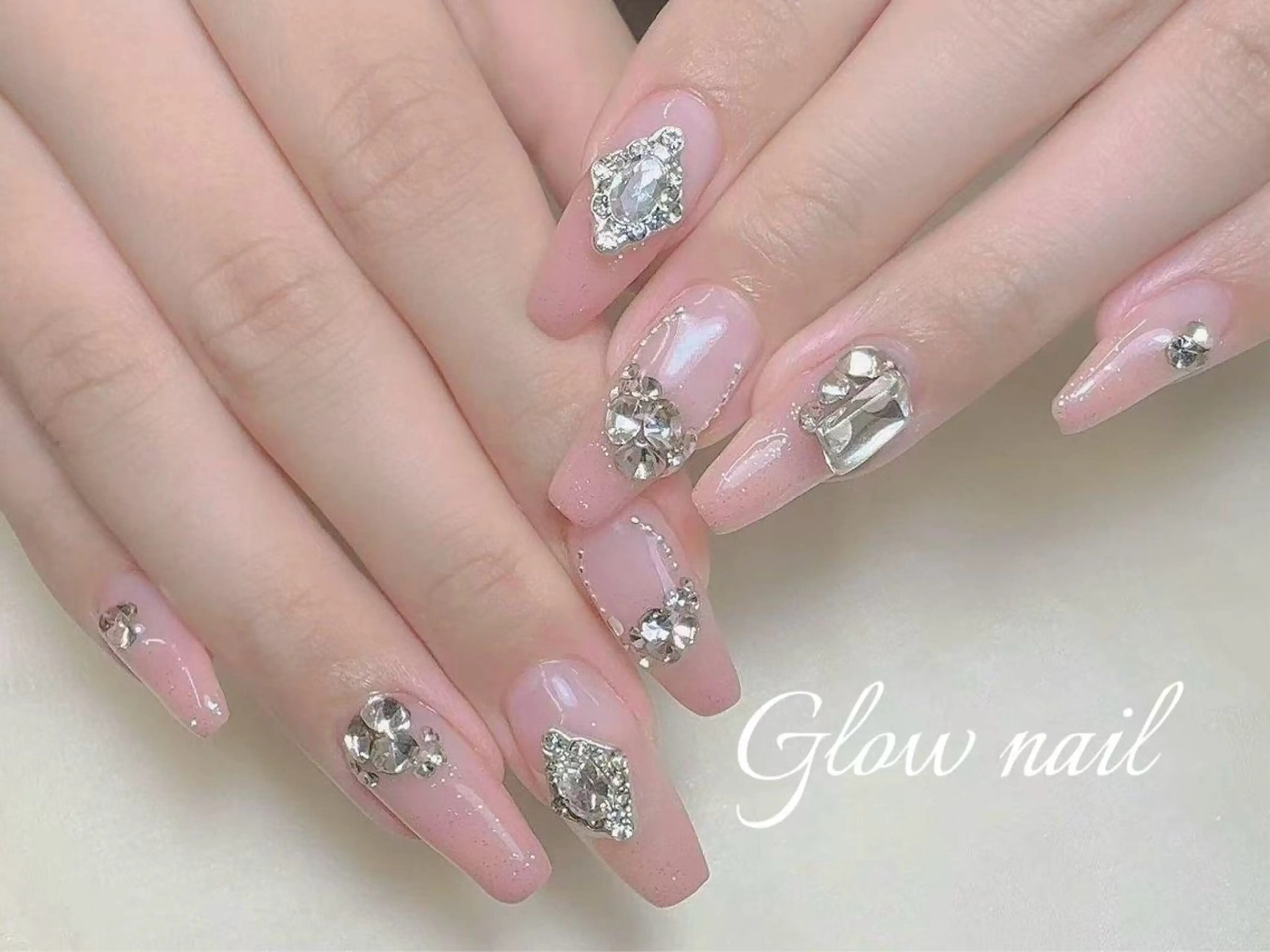 ネイル Glow Nail スカルプ専門店のネイルデザイン