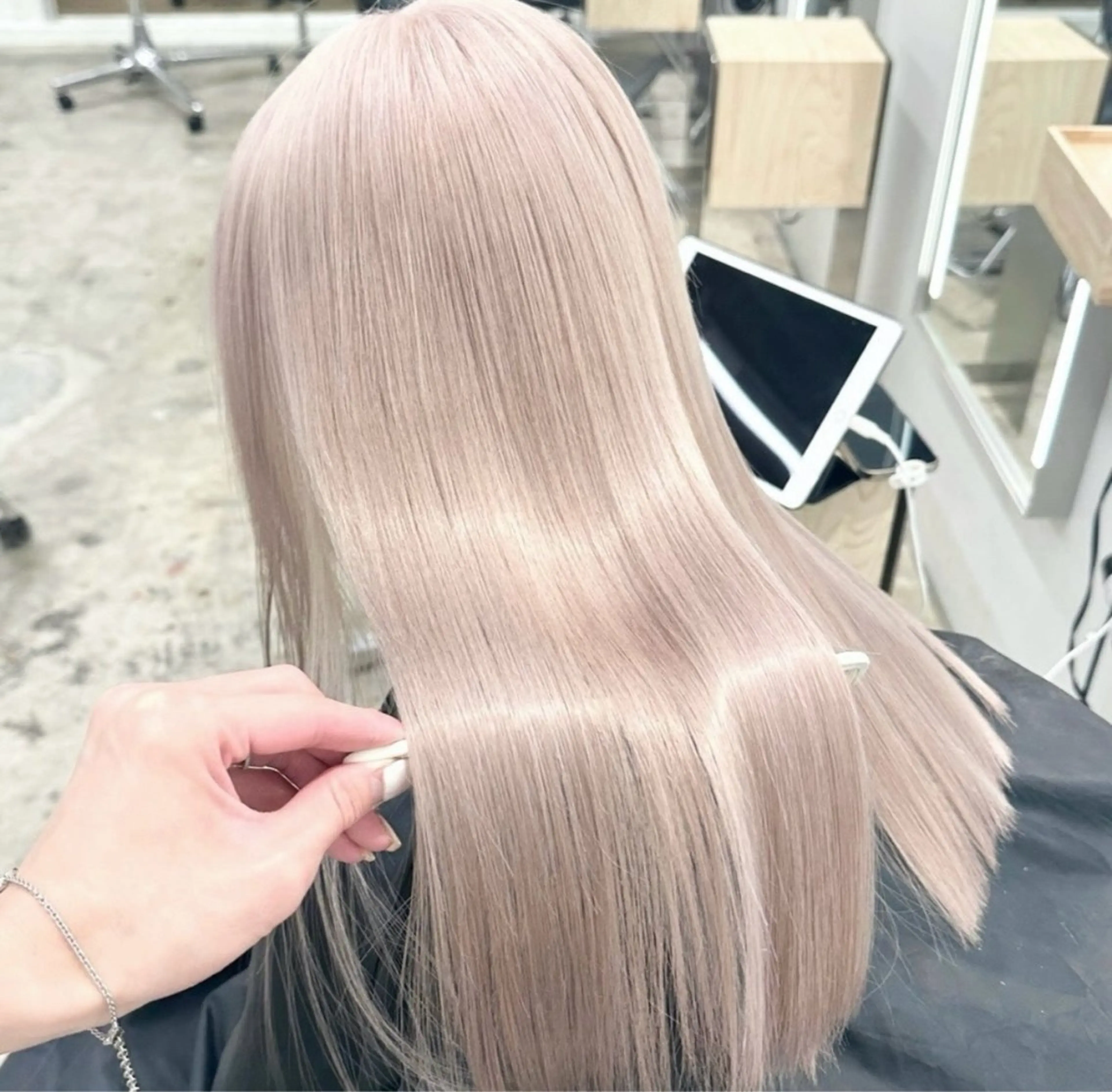 ロング るか/ハイトーン🩵 /ダブルカラー🌟のヘアスタイル