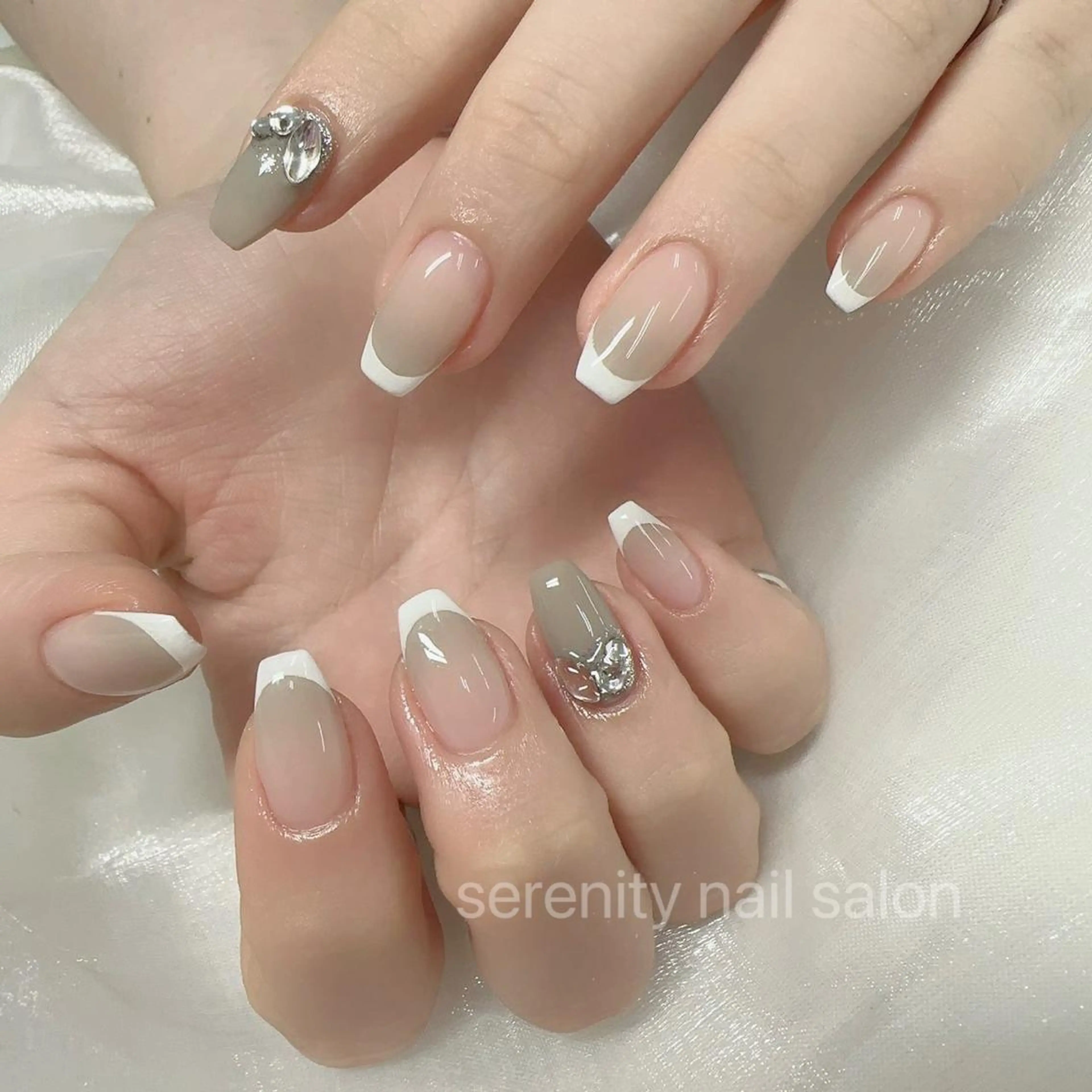 ネイル ハンドネイル ハンドケア ✨Serenity Nail salonのネイルデザイン