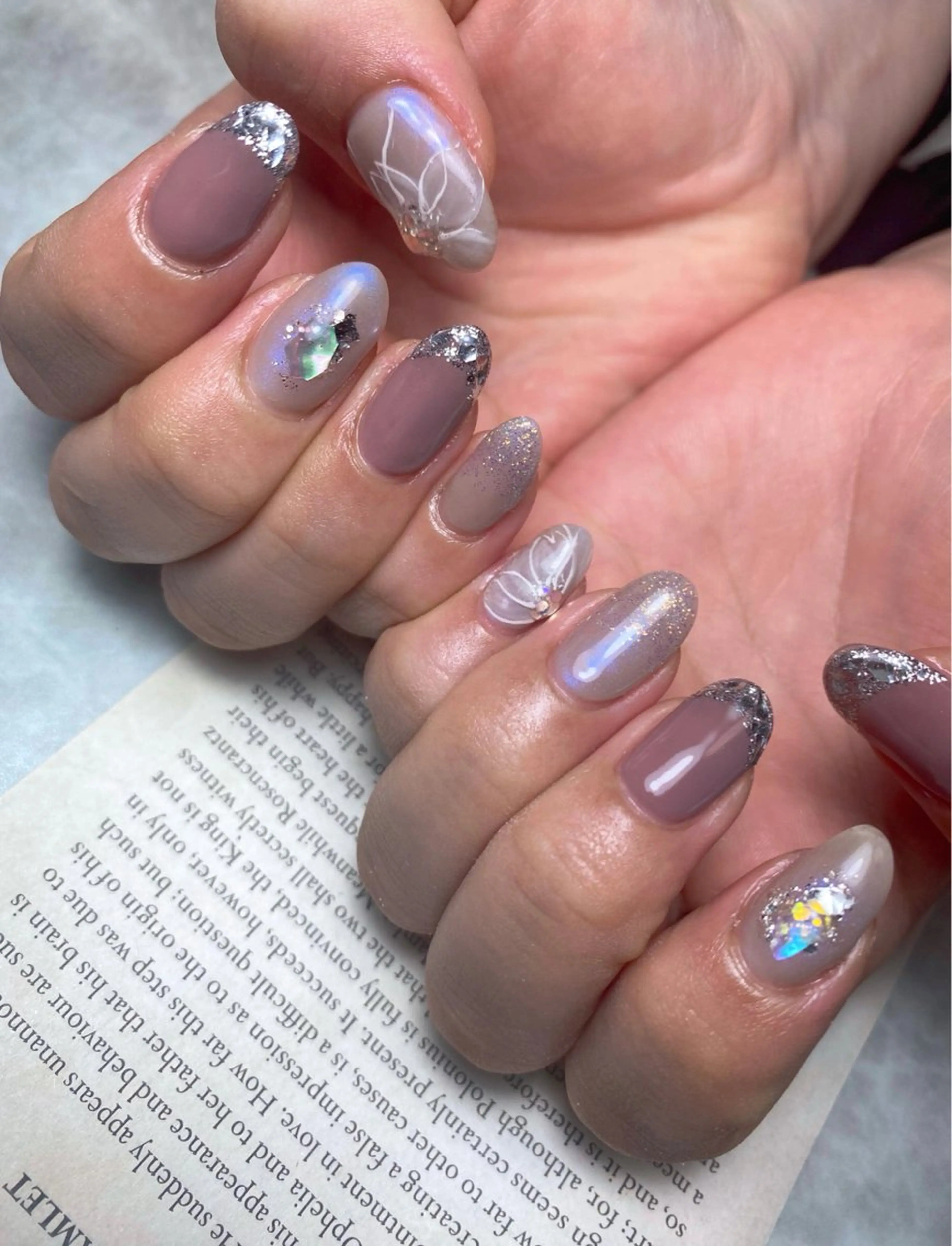 ネイル アートネイル ハンドネイル 🌿Charme🌿 MAIのネイルデザイン