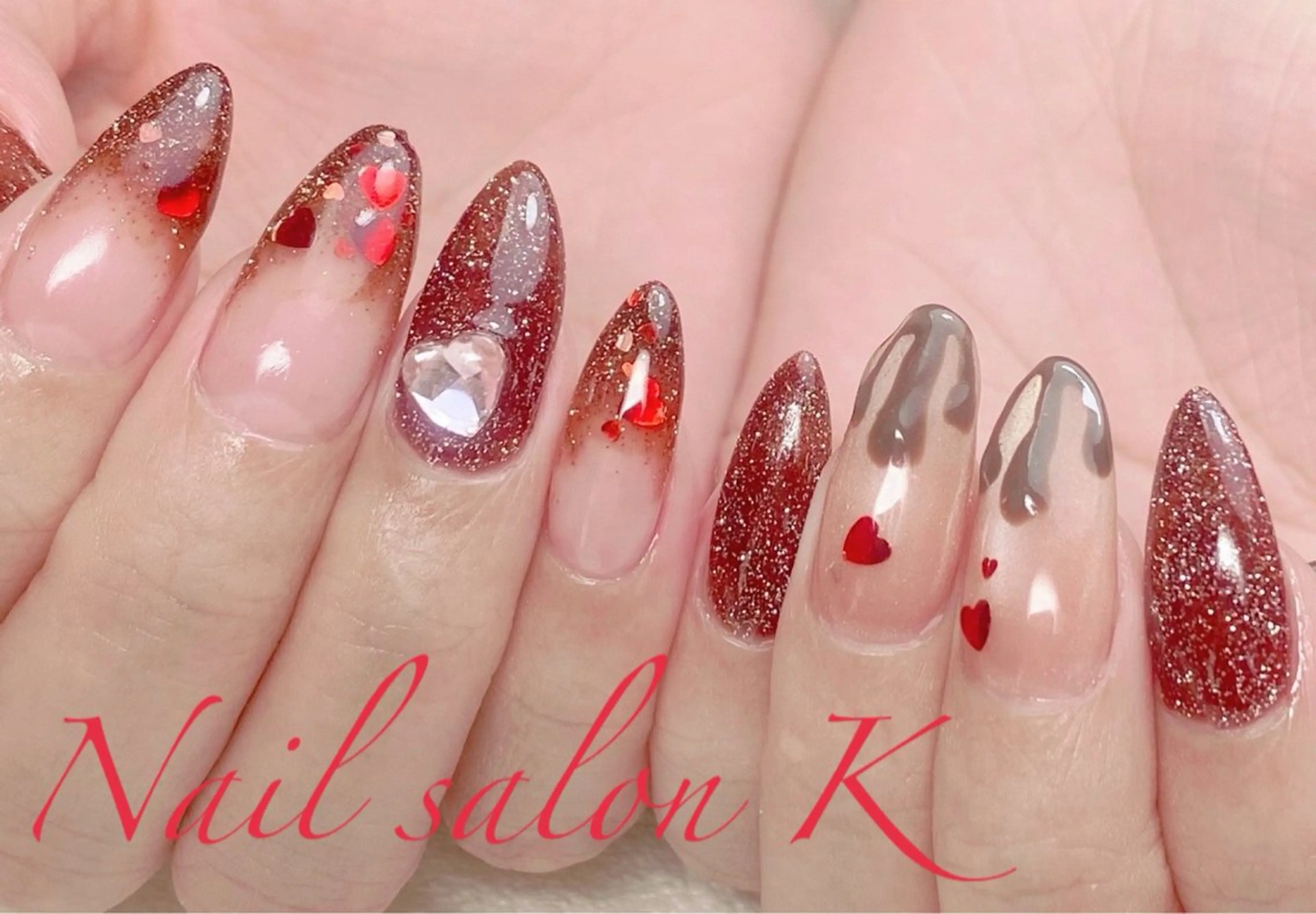 ネイル フラッシュネイル ハート ホログラムネイル マグネットネイル バレンタイン ハンドネイル Nail Salon K 🧸美爪育成のネイルデザイン