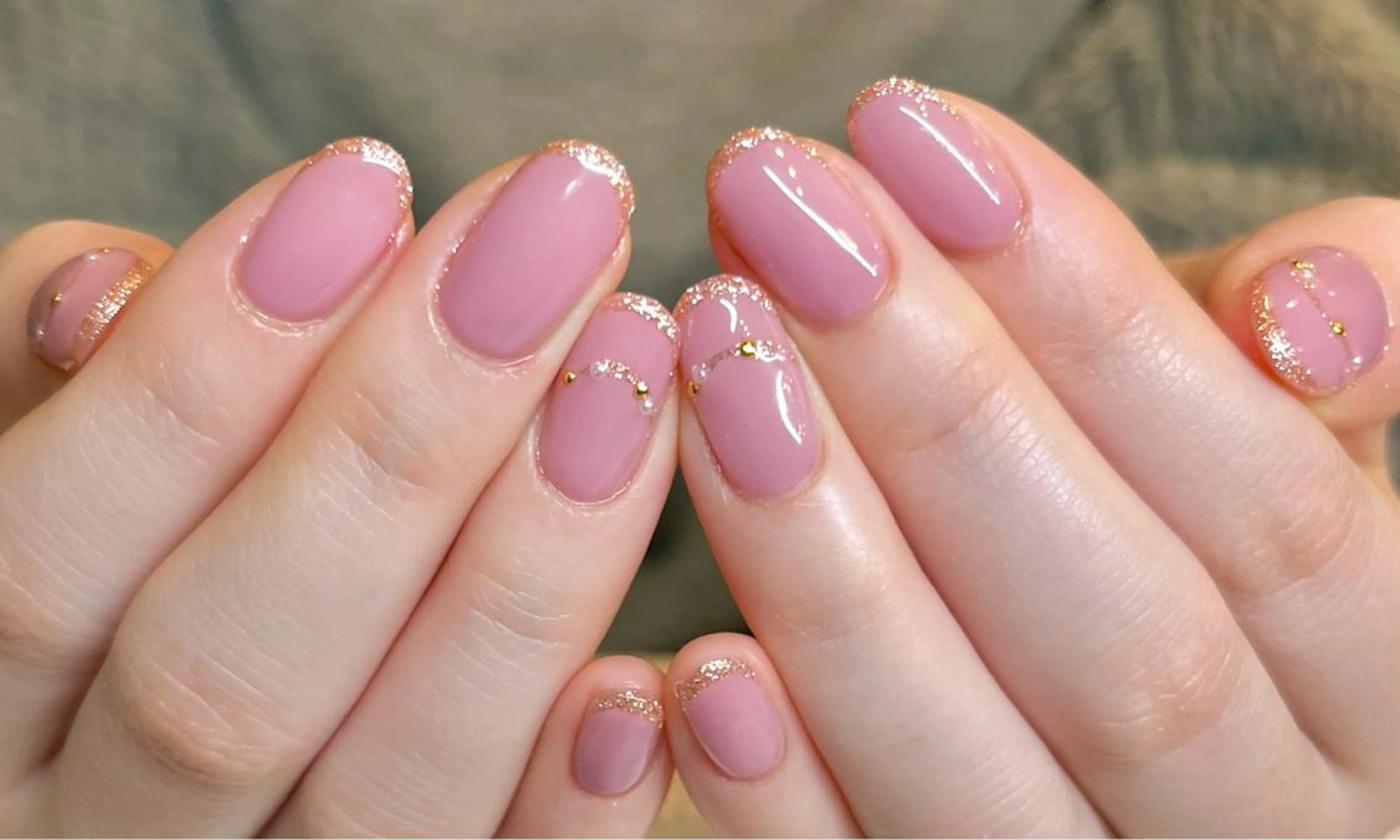 ショート カラー ネイル アートネイル オフィスネイル ワンカラーネイル ショートネイル ネイルサロン　リリーブランシュ所属・森 瑞紀のネイルデザイン